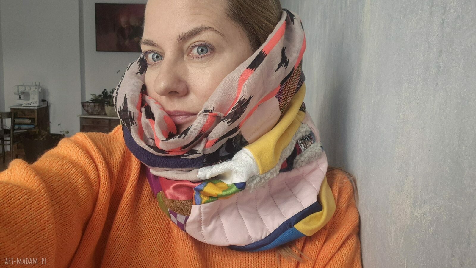Miękki komin patchworkowy etno-boho dla kobiet - 39 x 36 cm