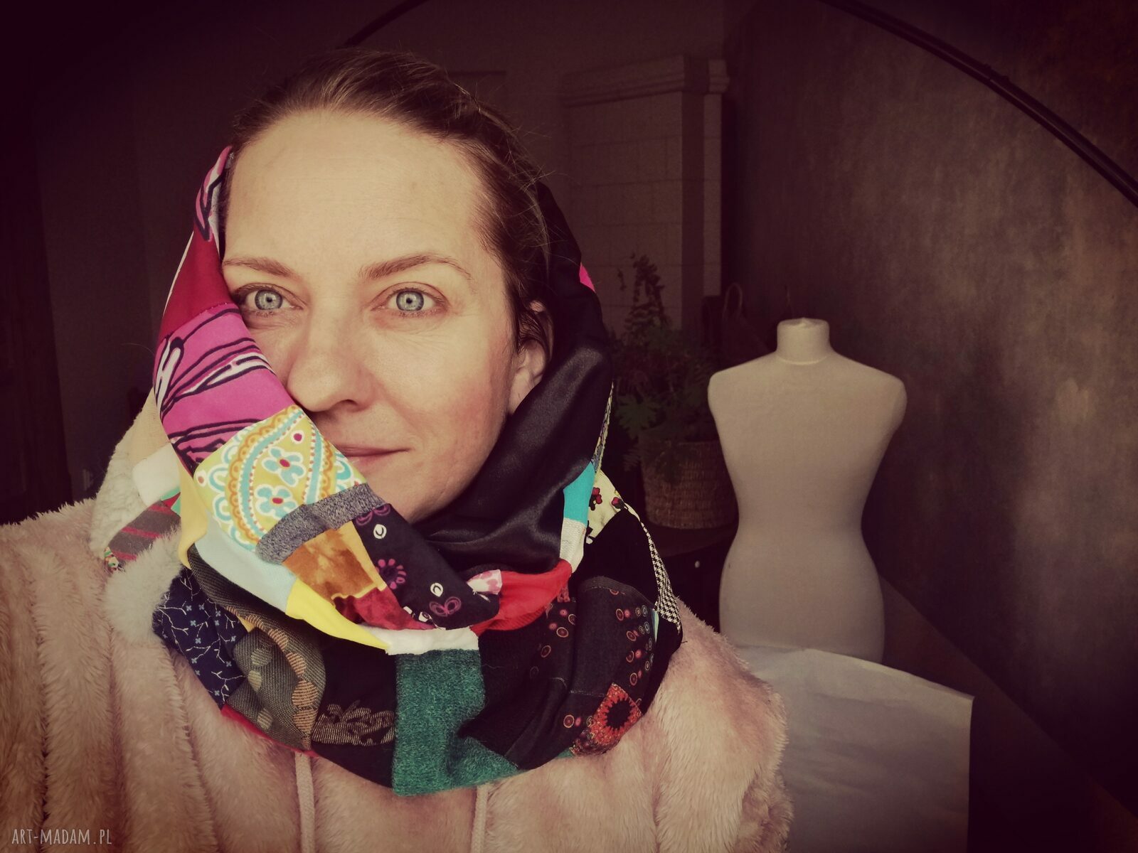 Miękki komin patchworkowy Boho Etno Frida z frędzlami