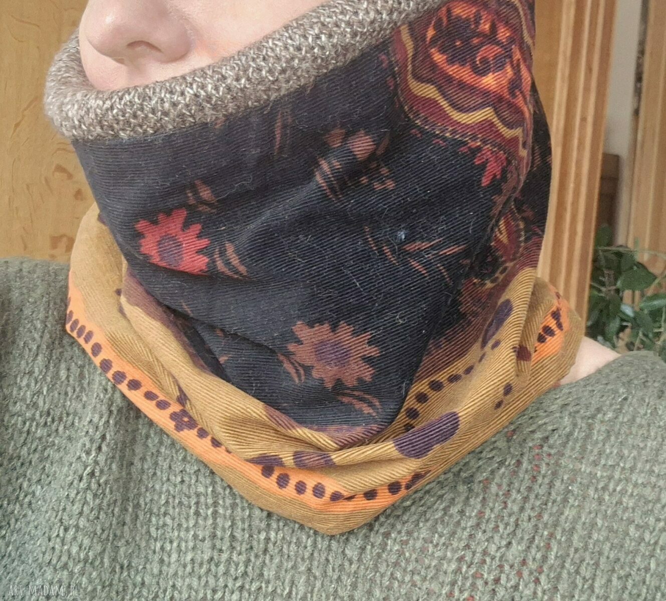 Kolorowy, miękki komin damski Ruda Klara - styl boho, 33x27 cm