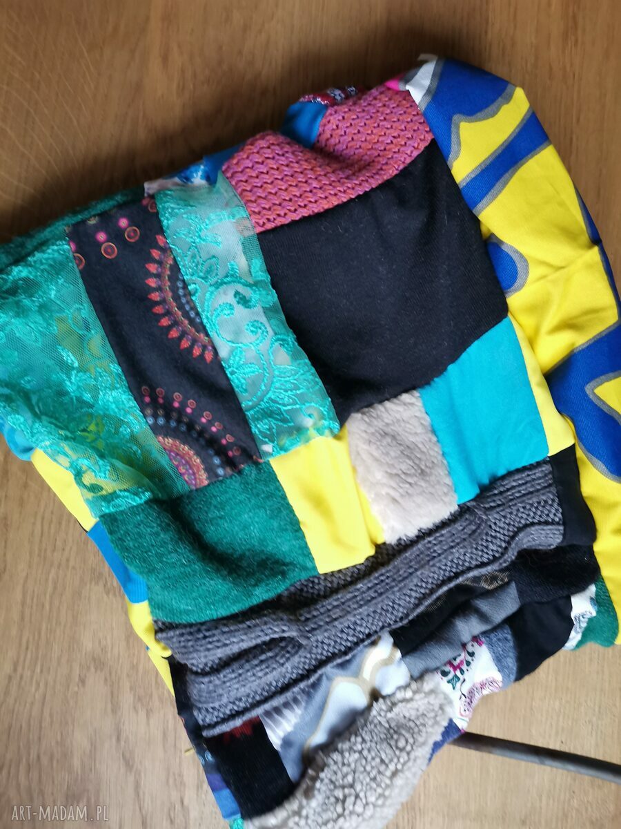 Kolorowy komin patchworkowy zero waste w stylu boho i etno