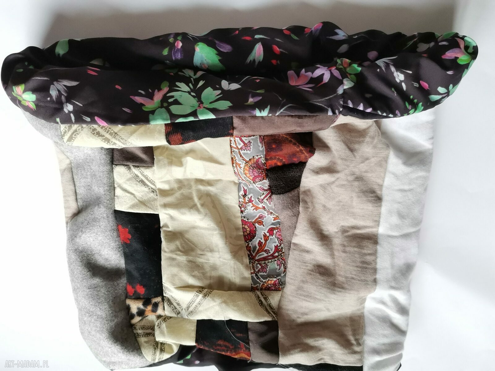 Komin patchworkowy miły i kolorowy - uszyty według zasady zero waste