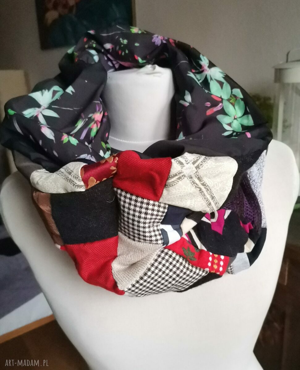 Komin patchworkowy miły i ciepły - boho etno zero waste