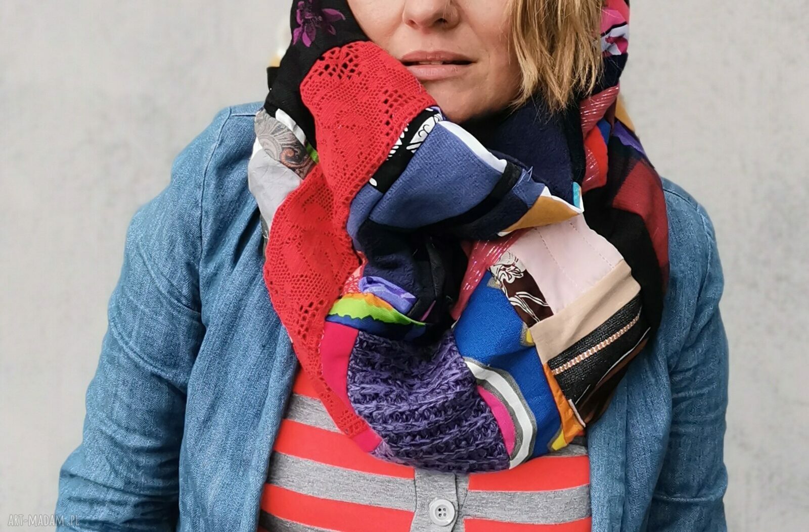 Komin patchworkowy blisko szyi w stylu folk - unisex one size, na rower (zero waste)