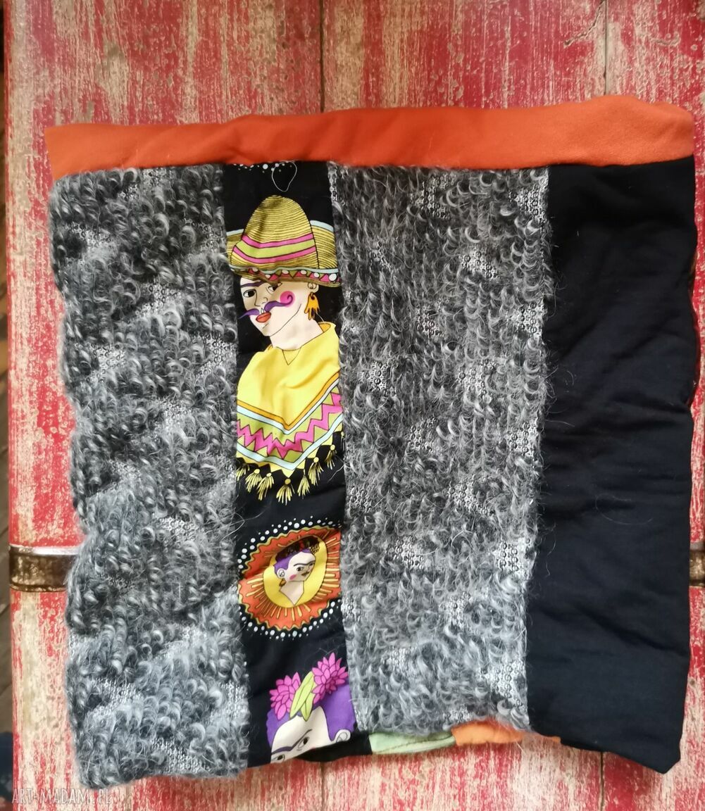 Kolorowy komin patchworkowy Boho z Fridą Kahlo - ciepły i miękki