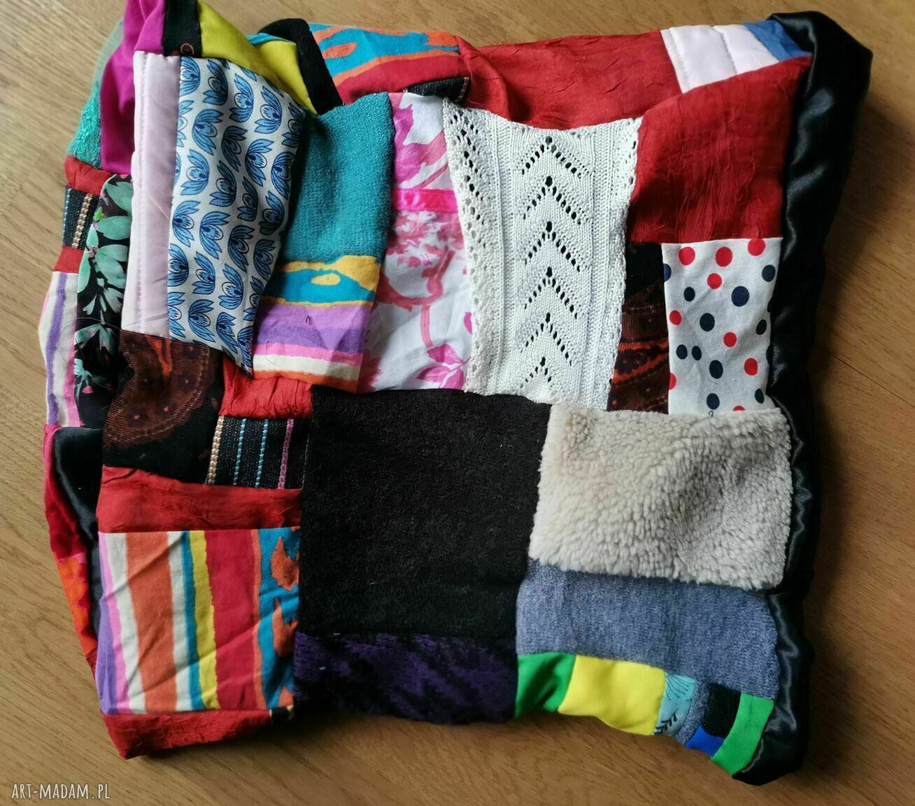 Komin patchworkowy damski miły i kolorowy uszyty zero waste