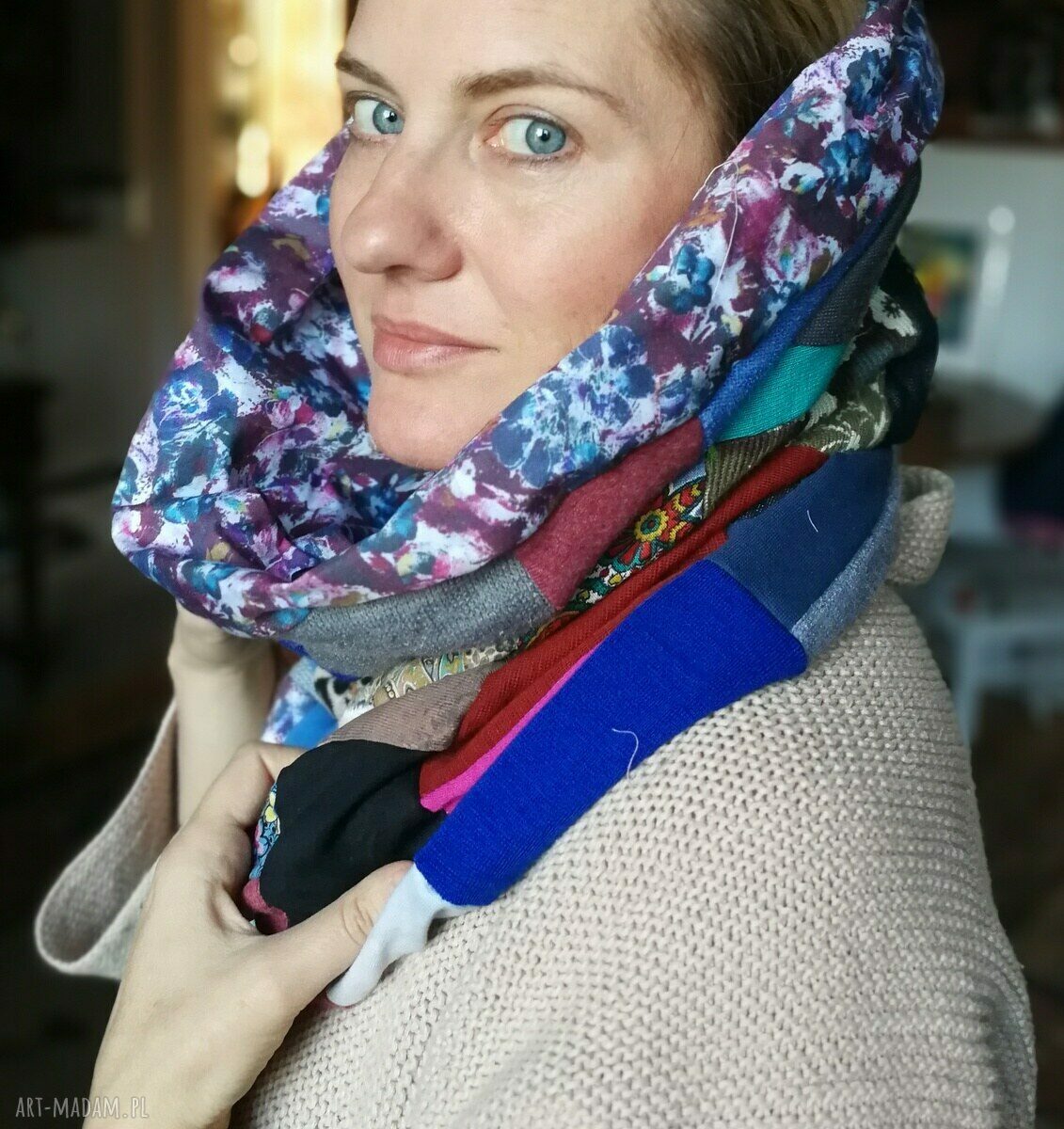 Miękki komin patchworkowy na podszewce w stylu boho etno