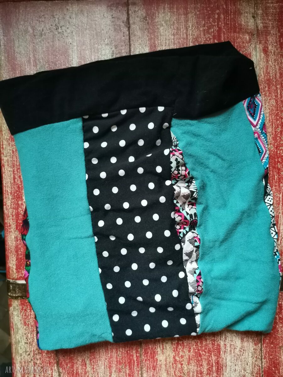 Komin patchworkowy boho Box 33 - miękki, kolorowy i uszyty z kawałków