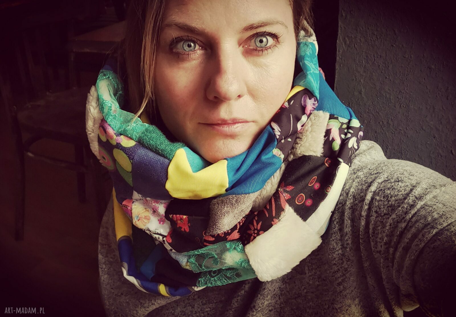 Kolorowy komin patchworkowy zero waste w stylu boho i etno