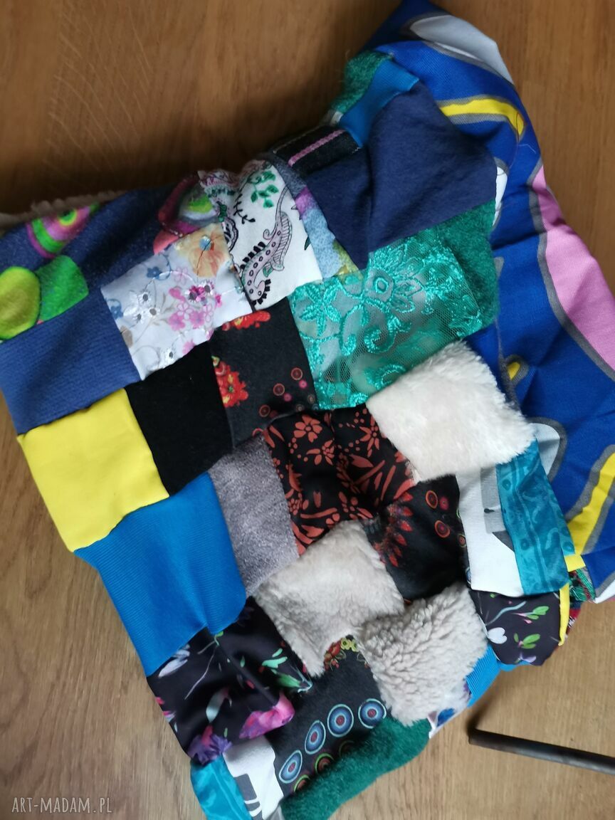 Kolorowy komin patchworkowy zero waste w stylu boho i etno