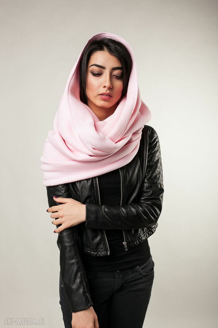 kominy: komin pudrowy róż ręczne wykonanie