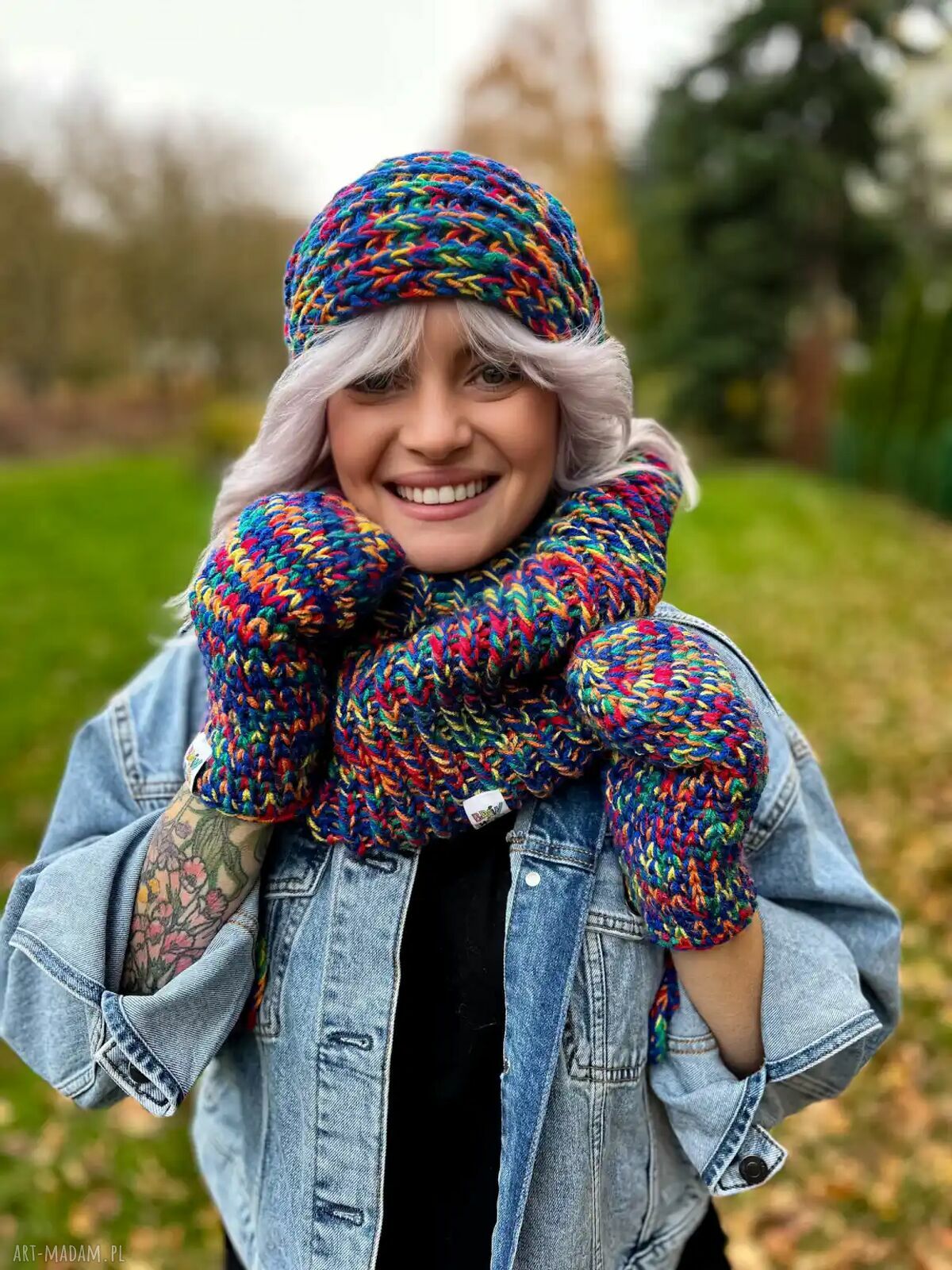 Ręcznie robiony komin z wełną merino 50% - Pokojowe granaty