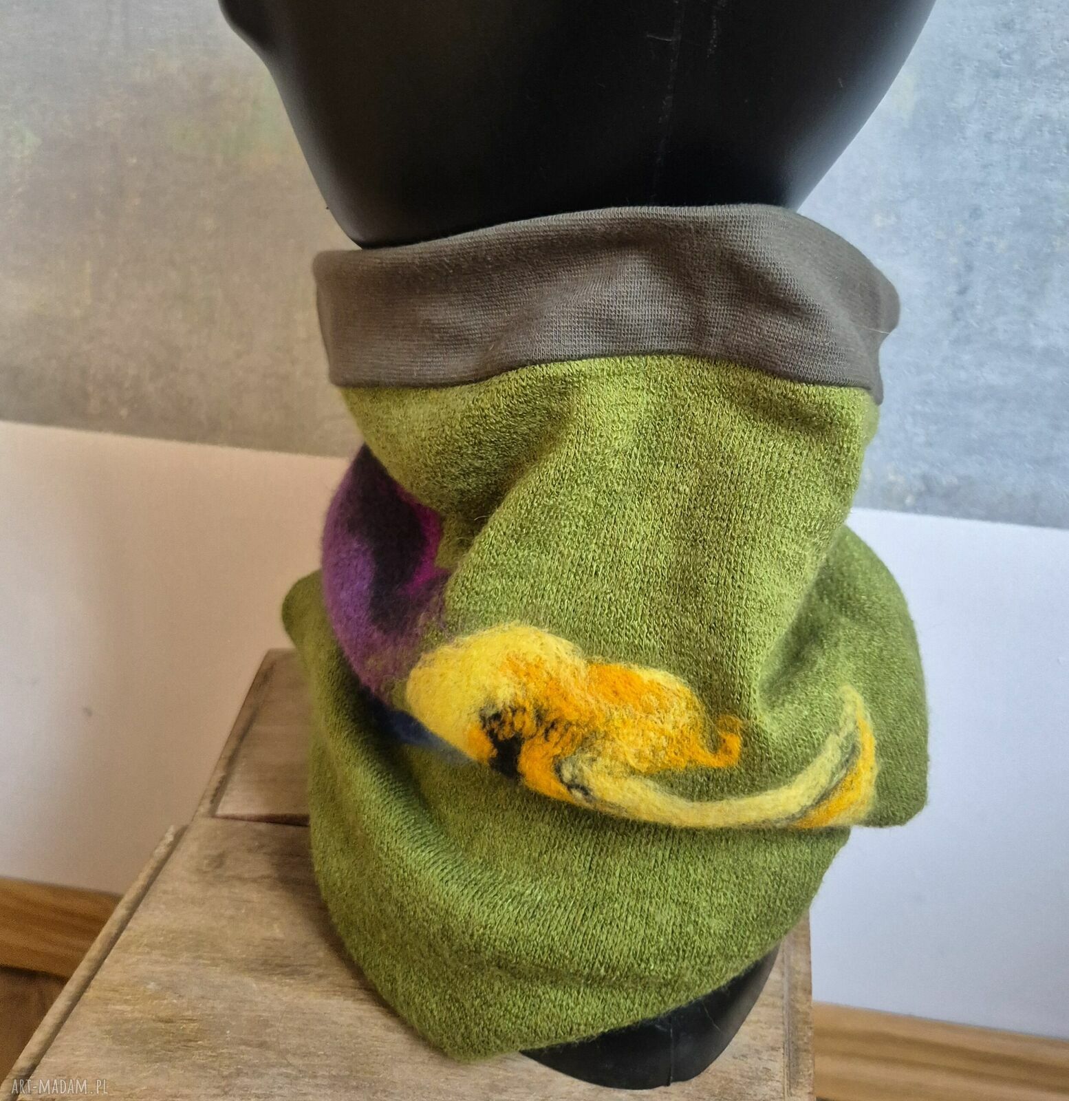 Zielony wełniany komin tuba filcowany handmade