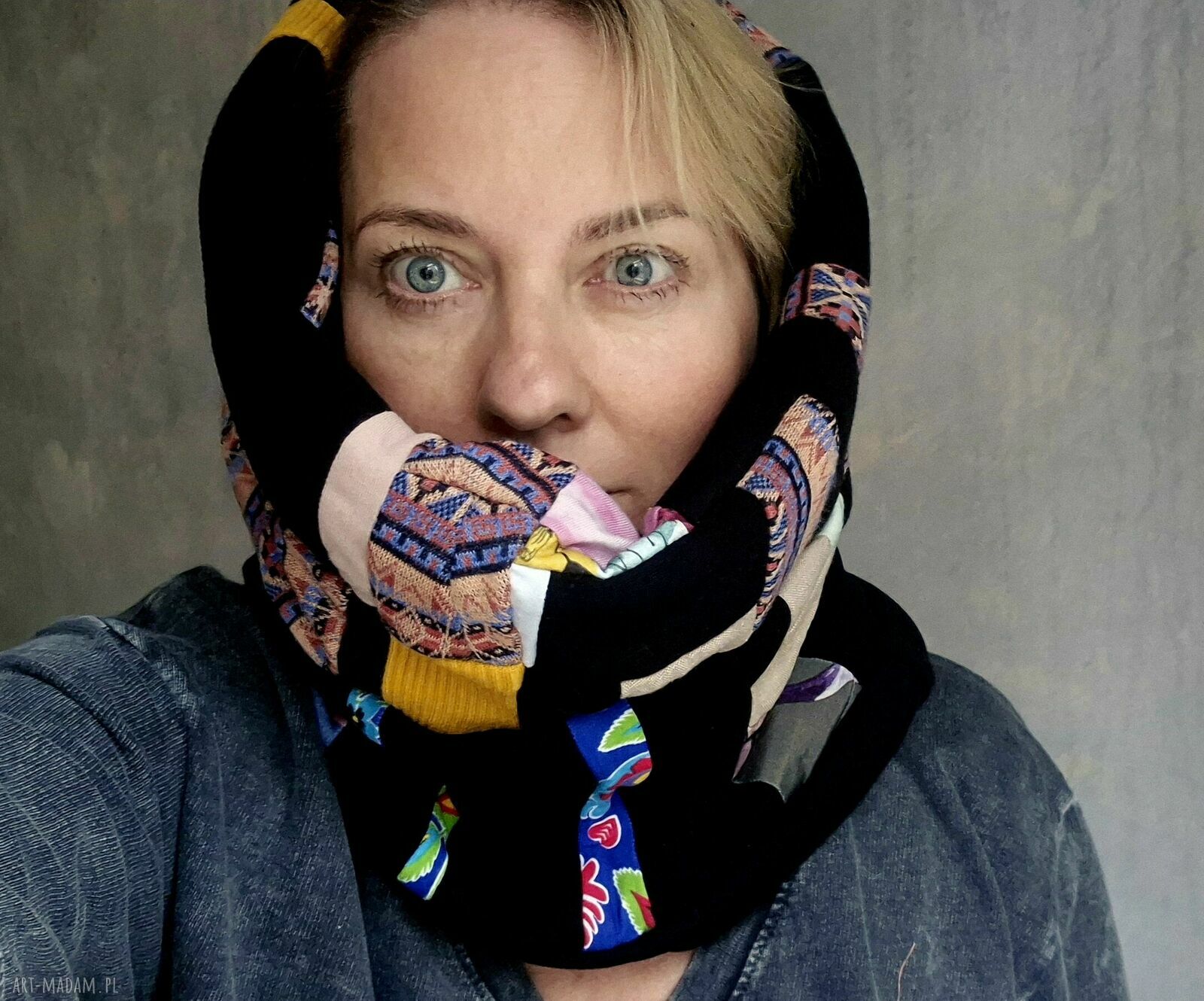 Kolorowy komin damski handmade z tkanin i dzianin