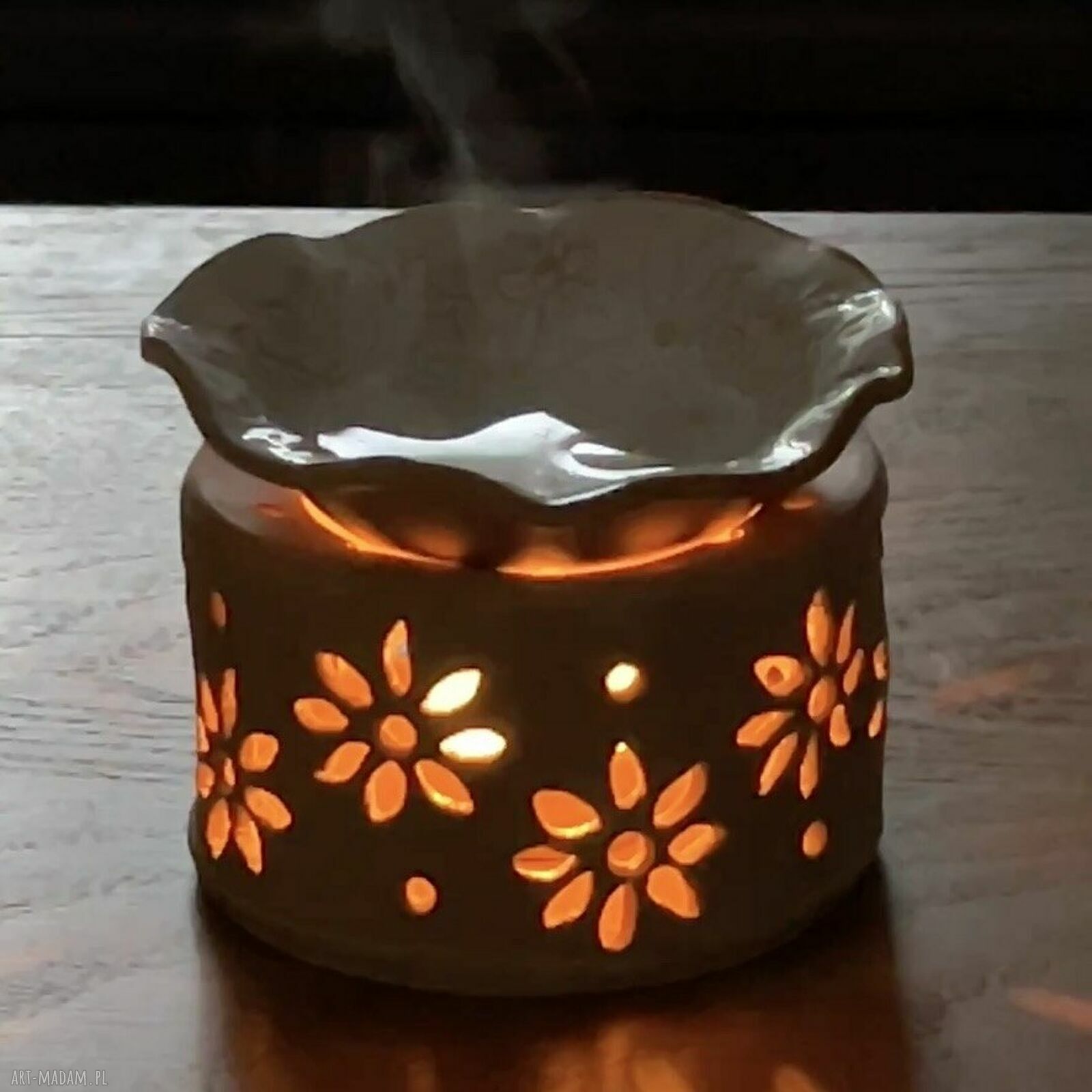 Kominek zapachowy na tealight z miseczką - margerytki handmade