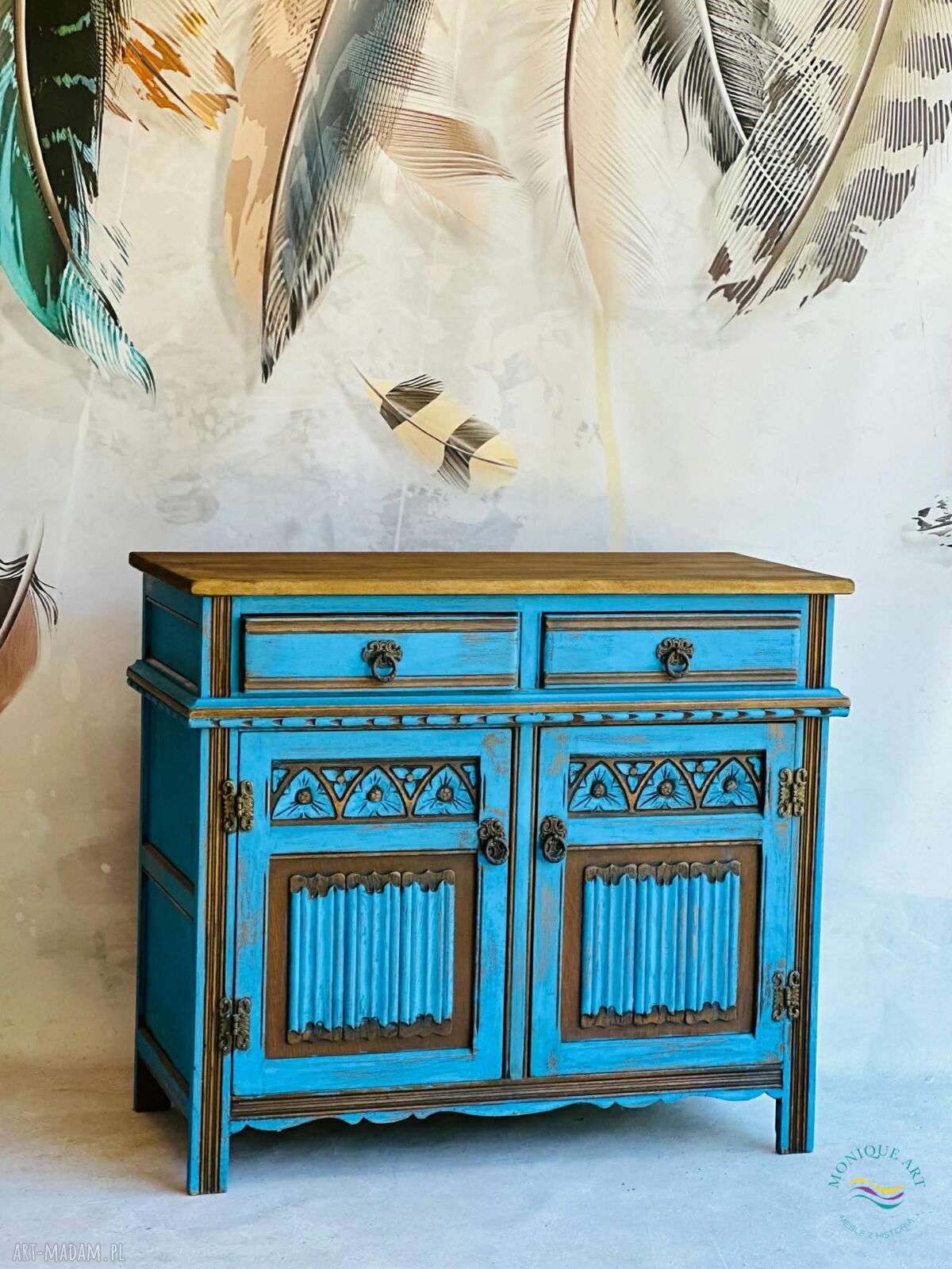 Komoda z wzorami - kolorowa shabby chic z oryginalnymi uchwytami
