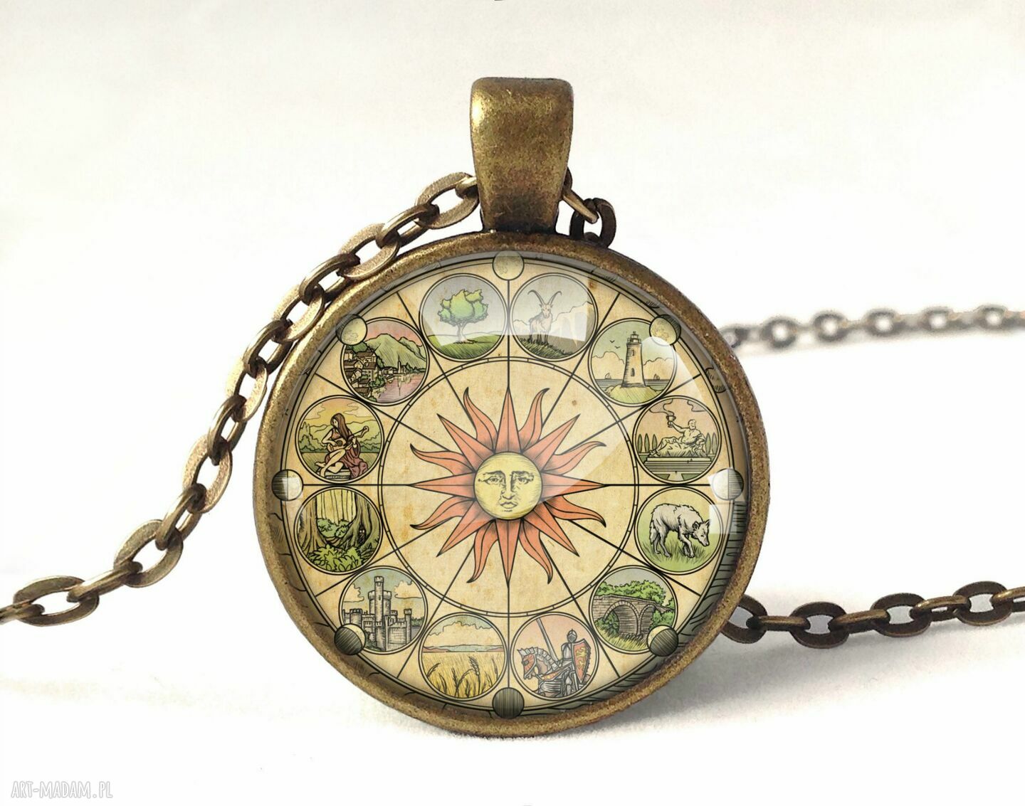 Słoneczne dni medalion łańcuszkiem naszyjnik słońce kompas