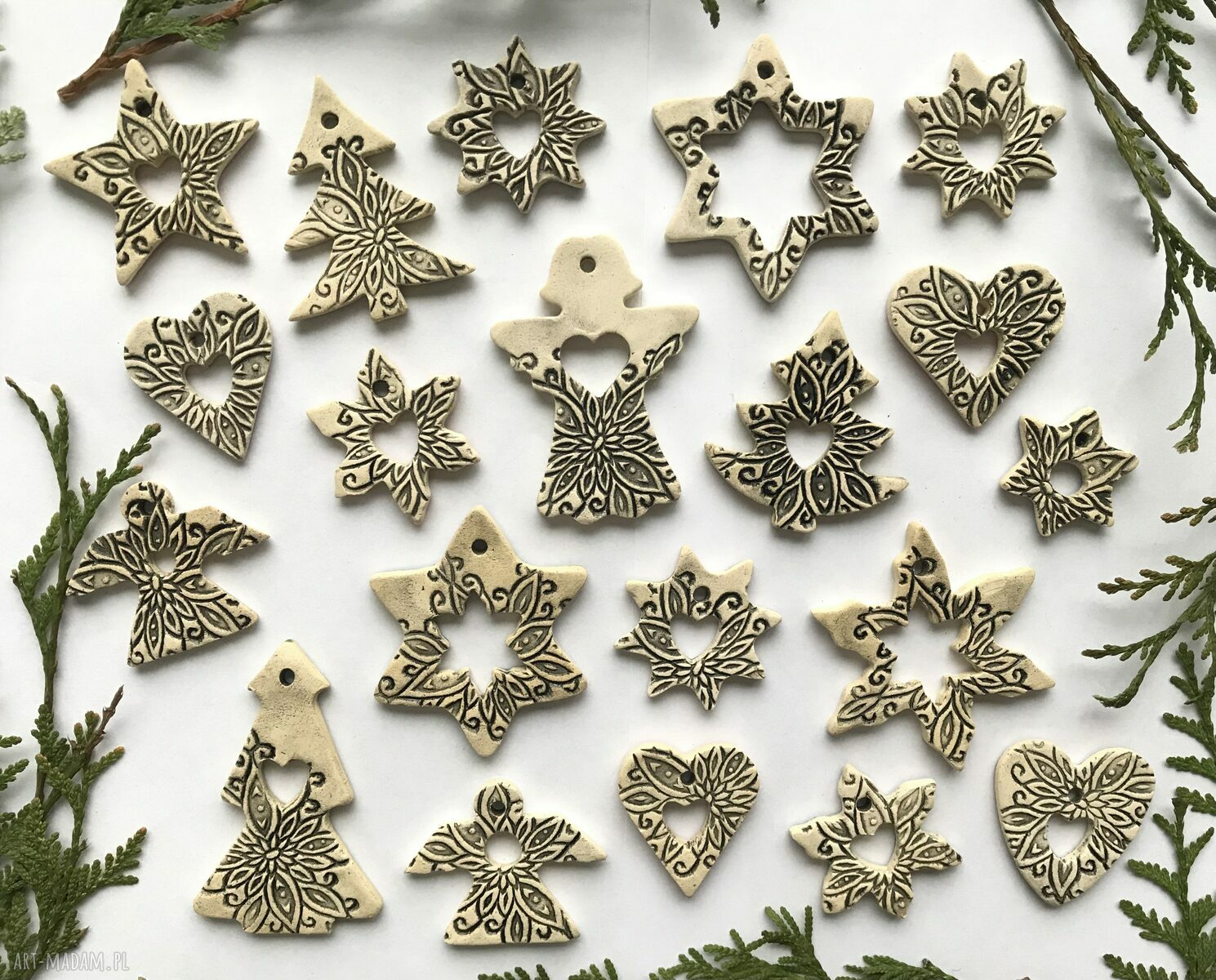 Komplet 20 ceramicznych zawieszek na choinkę - dwustronne i idealne do prezentów