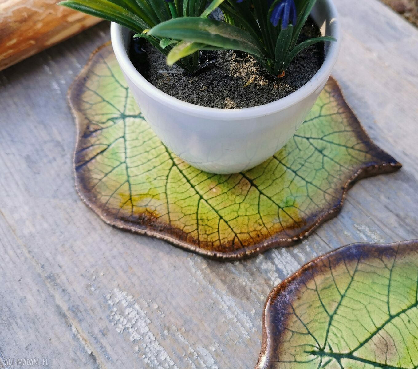 Komplet 3 ceramicznych liści lipy - podstawki pod tealight, świeczki i małe dekoracje