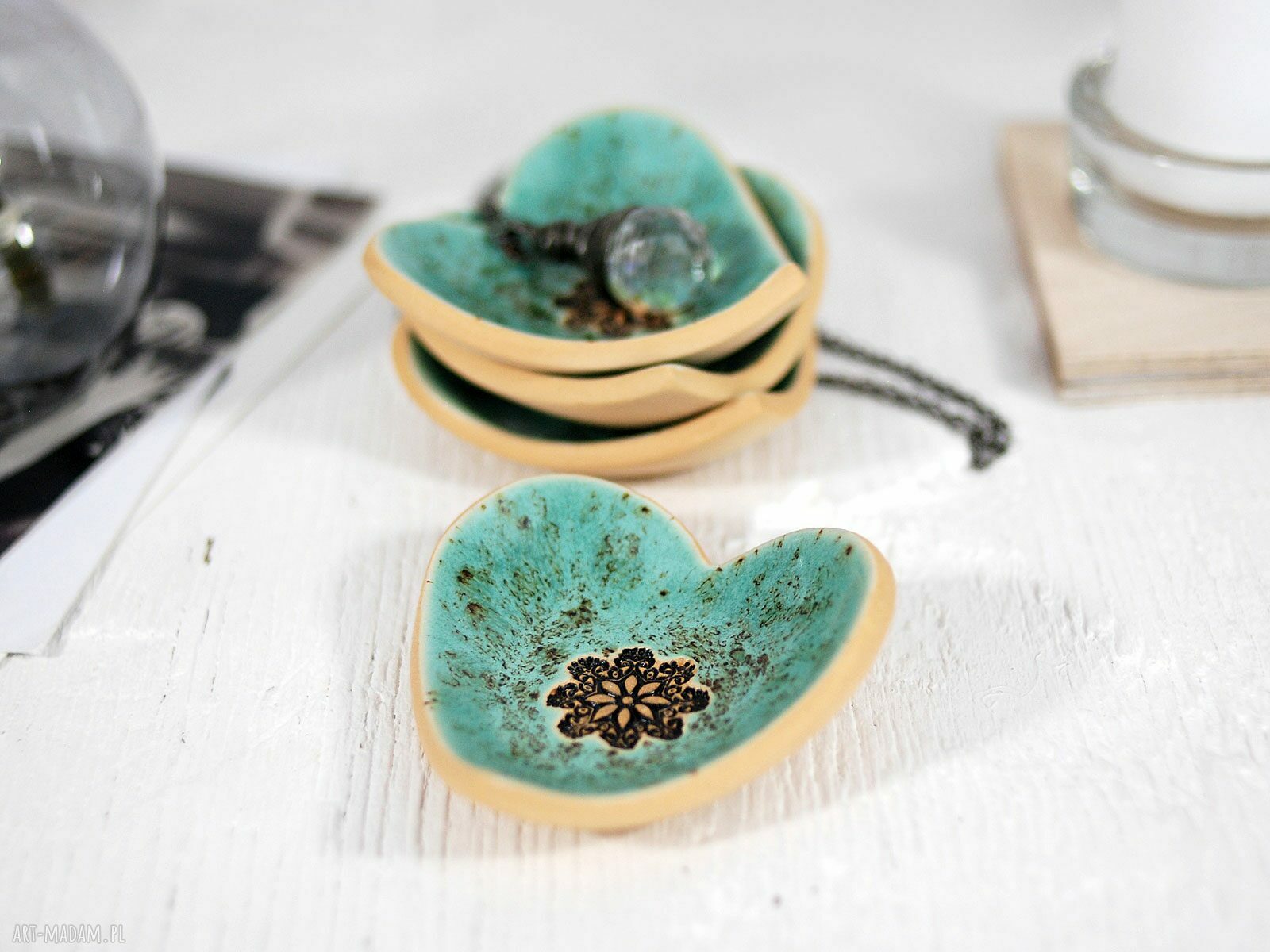 Komplet 4 ceramicznych miseczek na biżuterię, obrączki i świecę - ręcznie robione