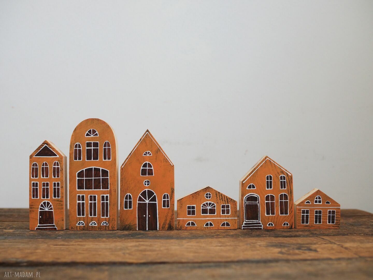 Komplet 6 domków drewnianych ceglaste - ręcznie malowane