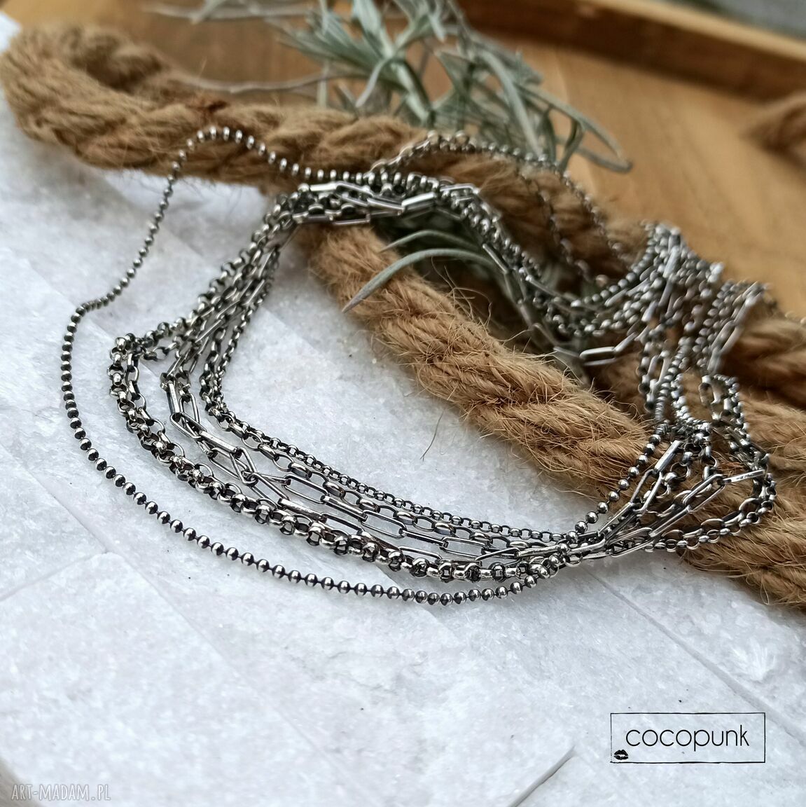 Srebro nowoczesny naszyjnik łańcuszków łańcuszkowy kaskadowy