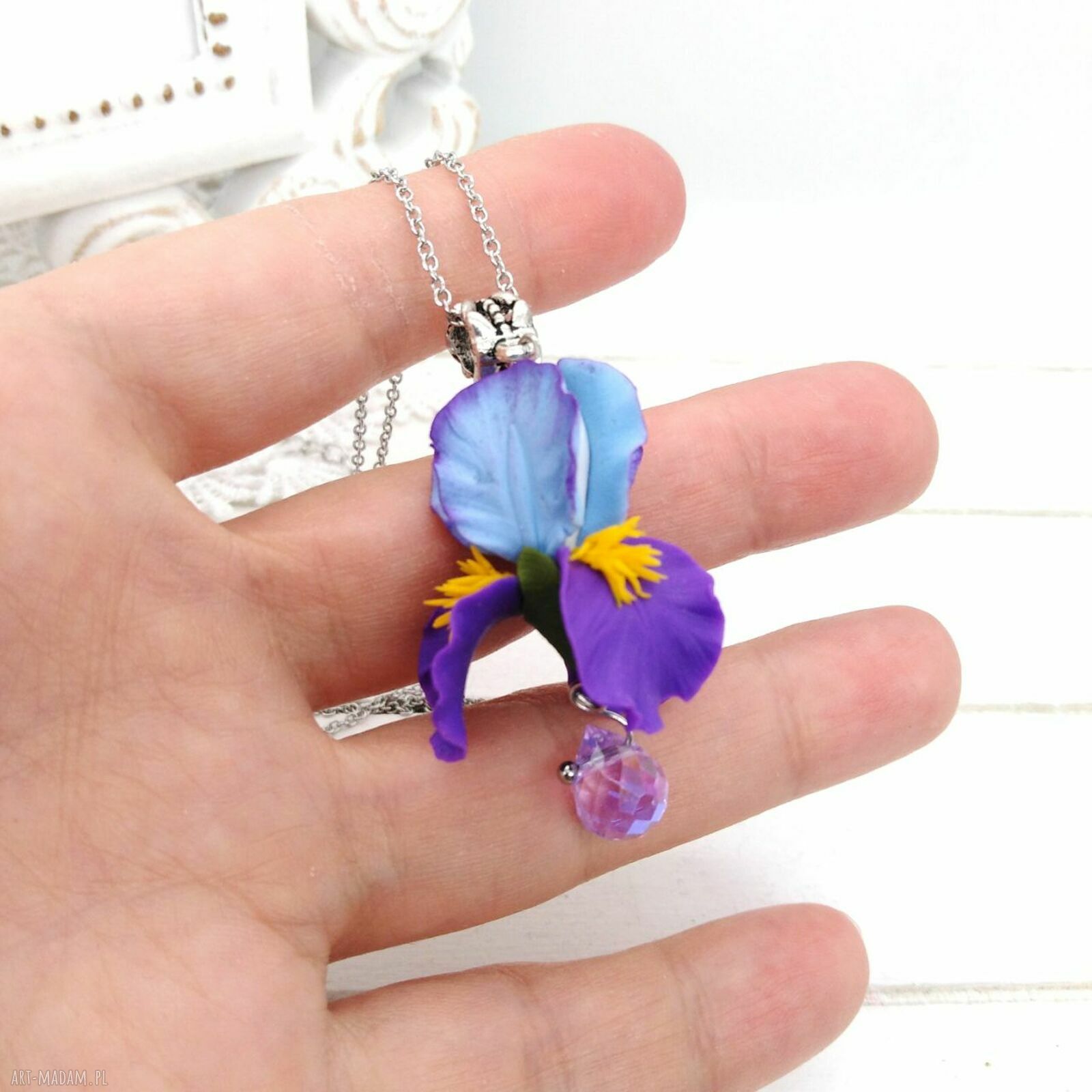 Wyjątkowy ręcznie robiony komplet handmade dla kobiety
