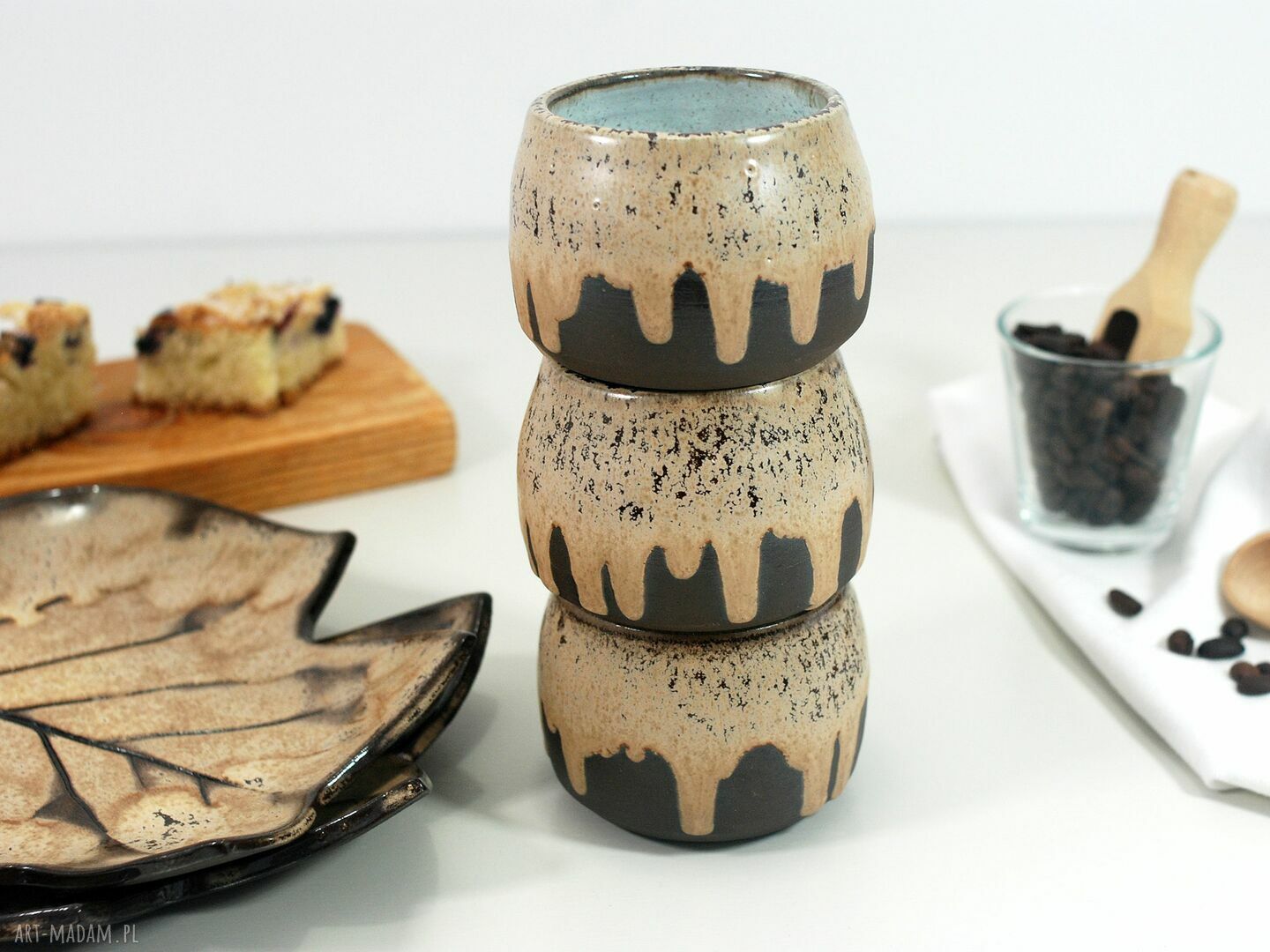 Komplet ceramiczny czarka i talerzyk na espresso z motywem liścia