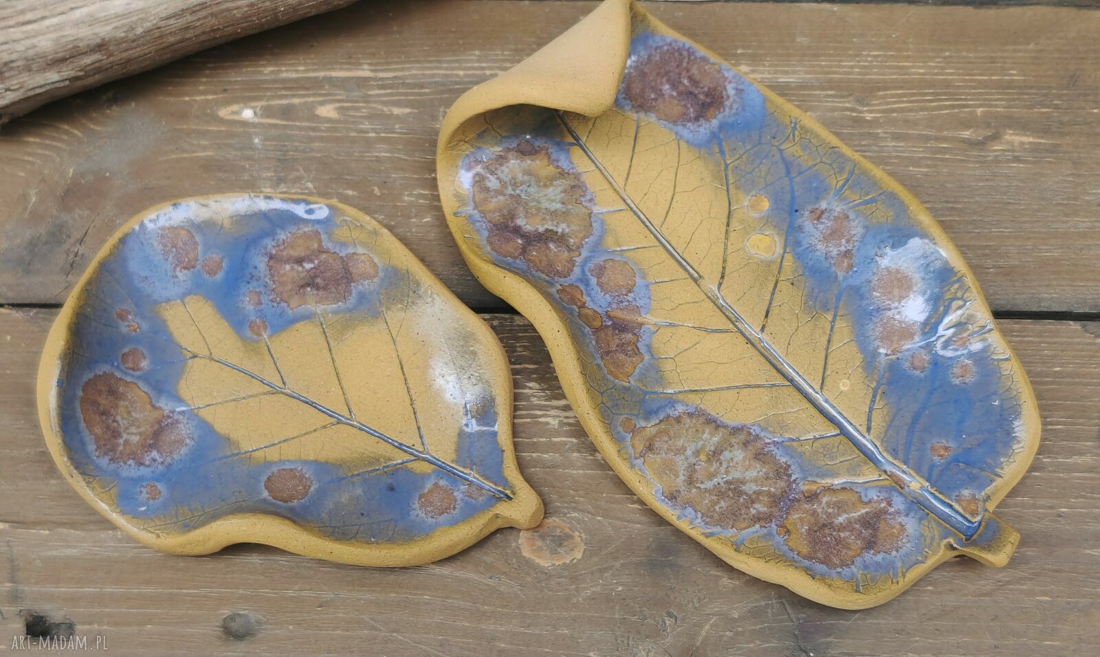 Komplet ceramicznych liści (c891) - pod tealighty, kadzidło i biżuterię