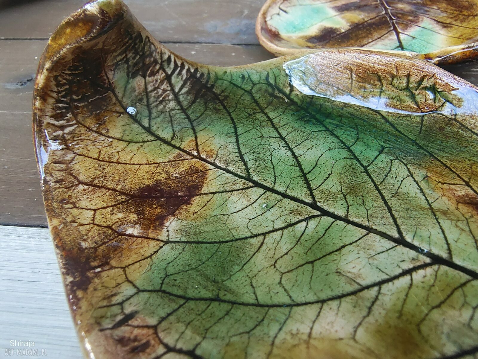 Komplet ceramicznych listków (c871) - podstawek na tealighty i biżuterię