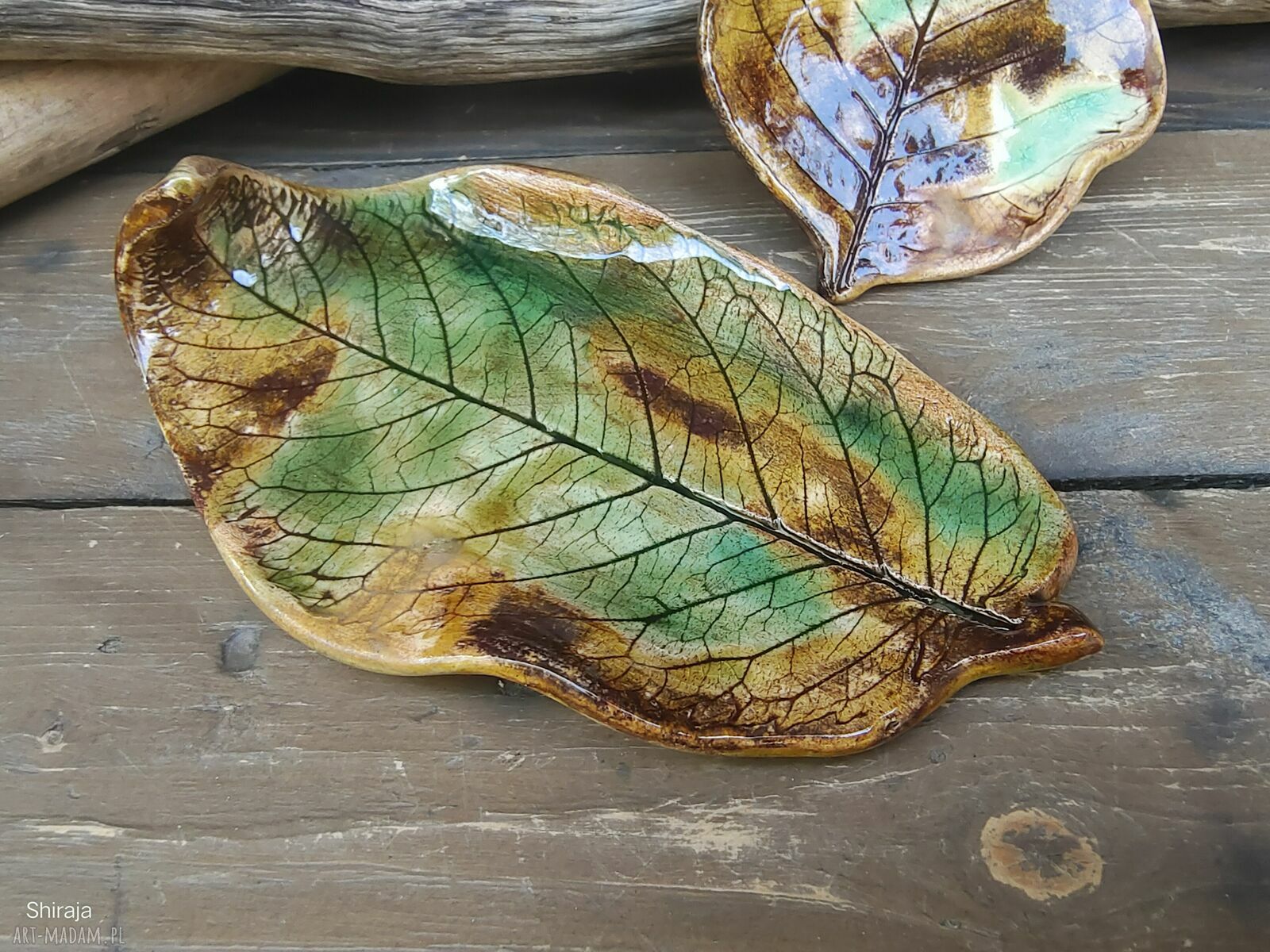 Komplet ceramicznych listków (c871) - podstawek na tealighty i biżuterię