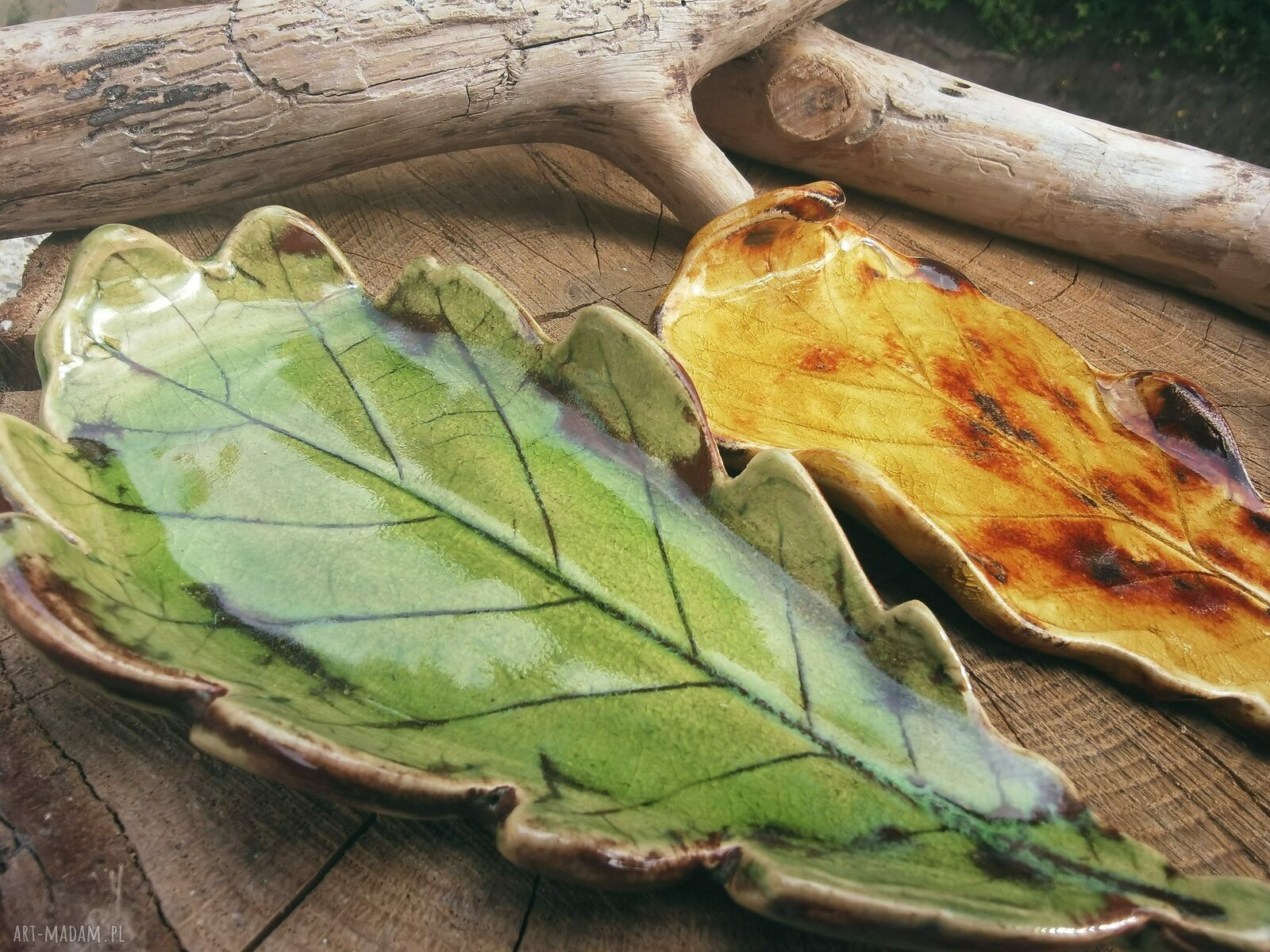 Komplet ceramicznych liści dąb c328 - jesienne podstaWki do domu