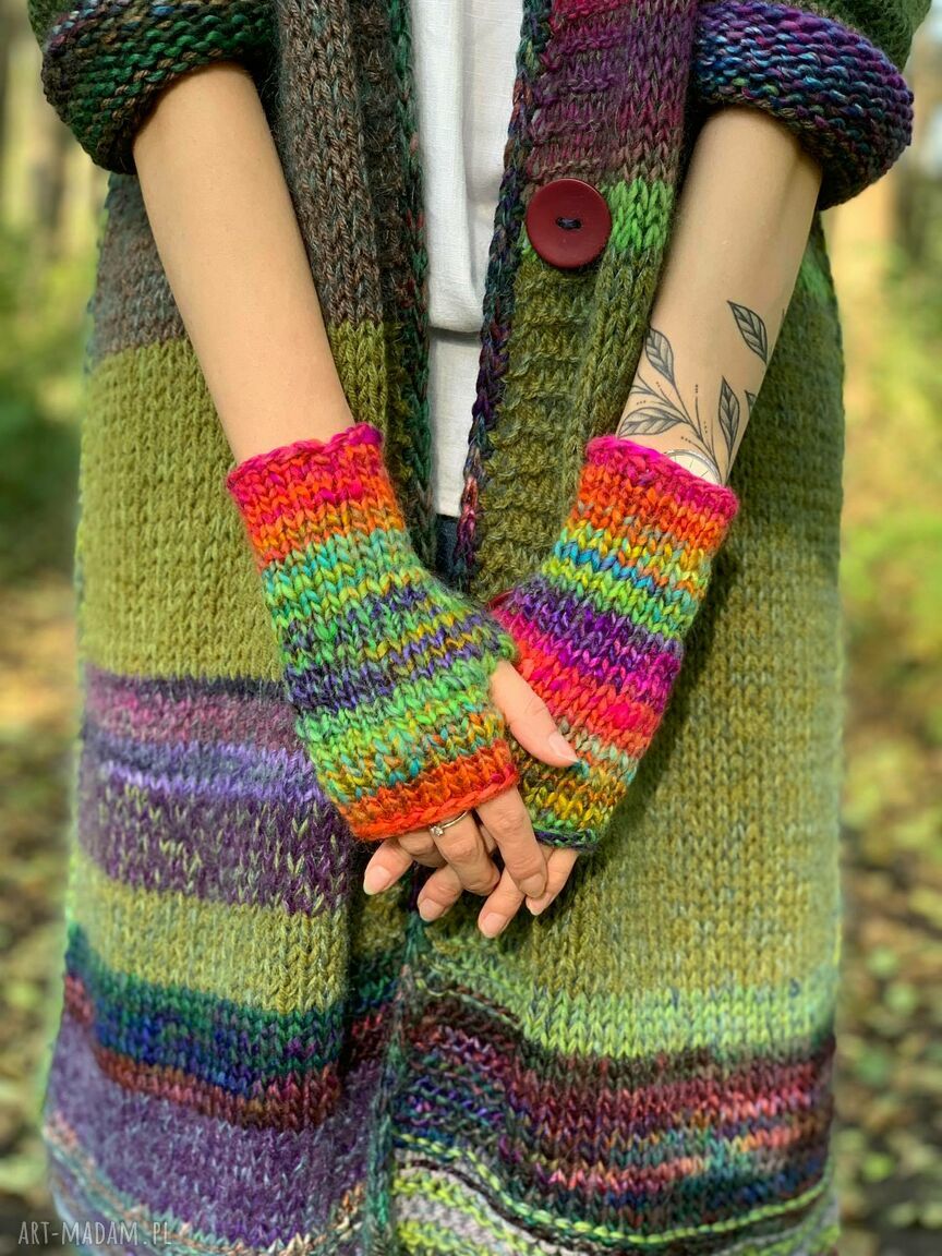 Ręcznie robiony komplet czapka i rękawiczki Mille Colori z wełny
