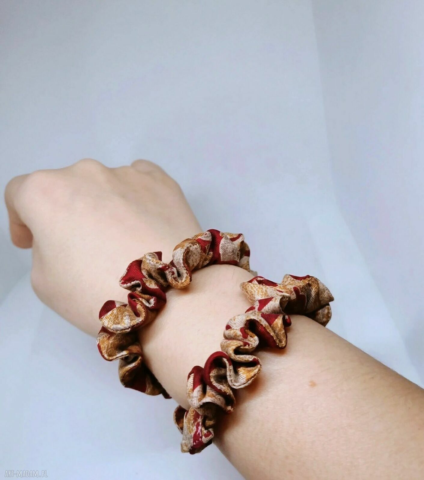 Komplet dwóch jedwabnych gumek do włosów - scrunchie zero waste