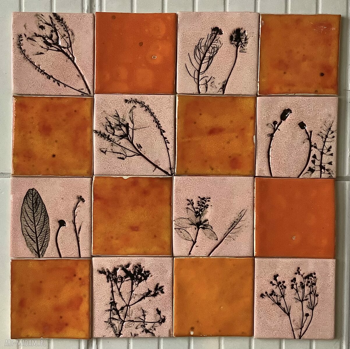 Komplet kafli ceramicznych „Z wiejskiej chaty in red” - 16 szt. pomarańczowy panel kuchenny