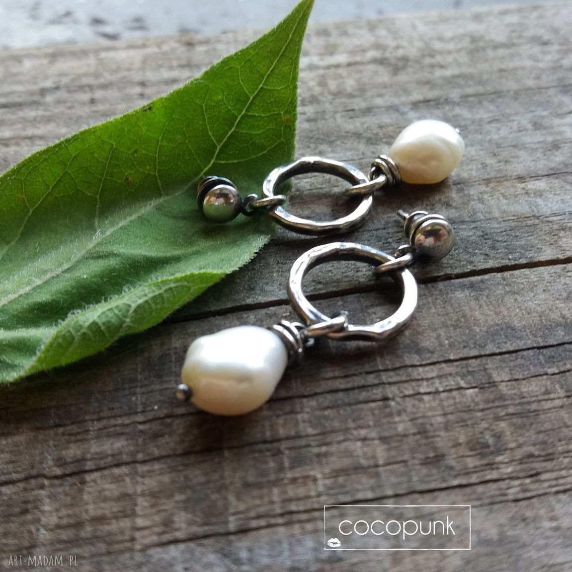 Kolczyki perłami srebro 925 perły wiszące srebrne codzienne