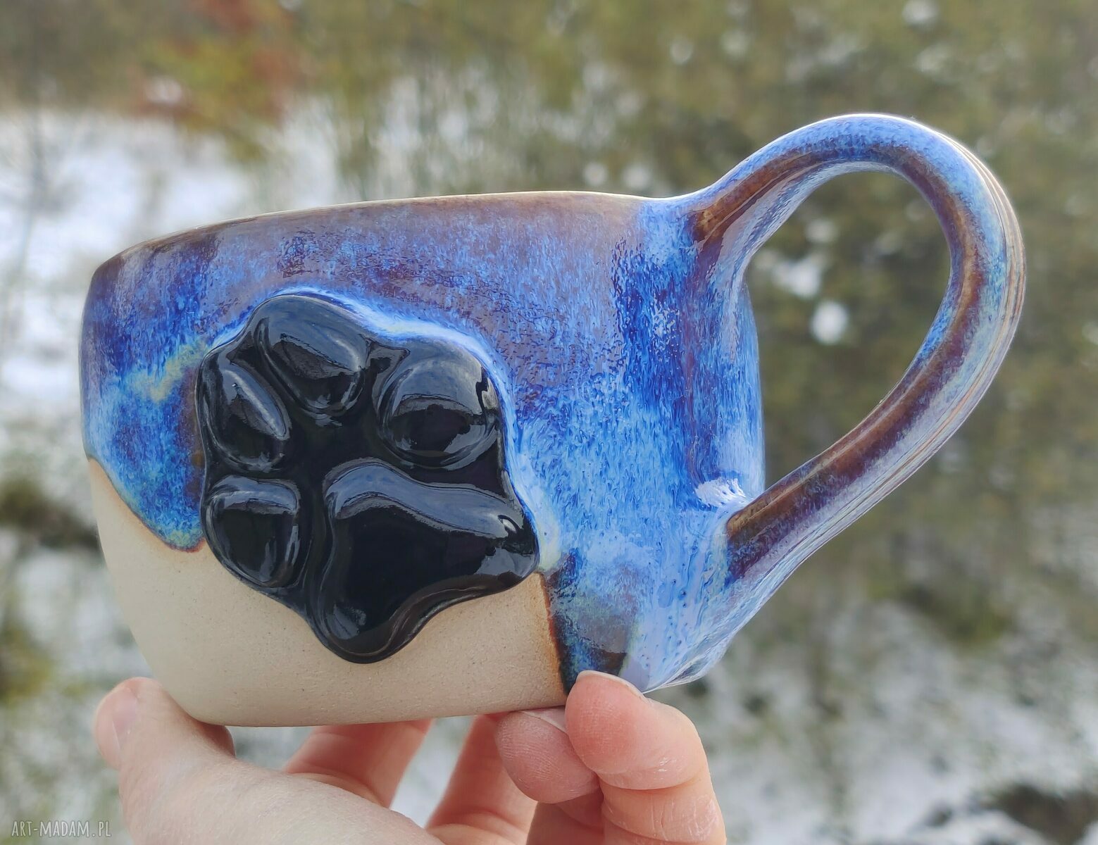 Ceramiczny komplet kubek z talerzykiem psia łapka - ręcznie rzeźbiona kamionka
