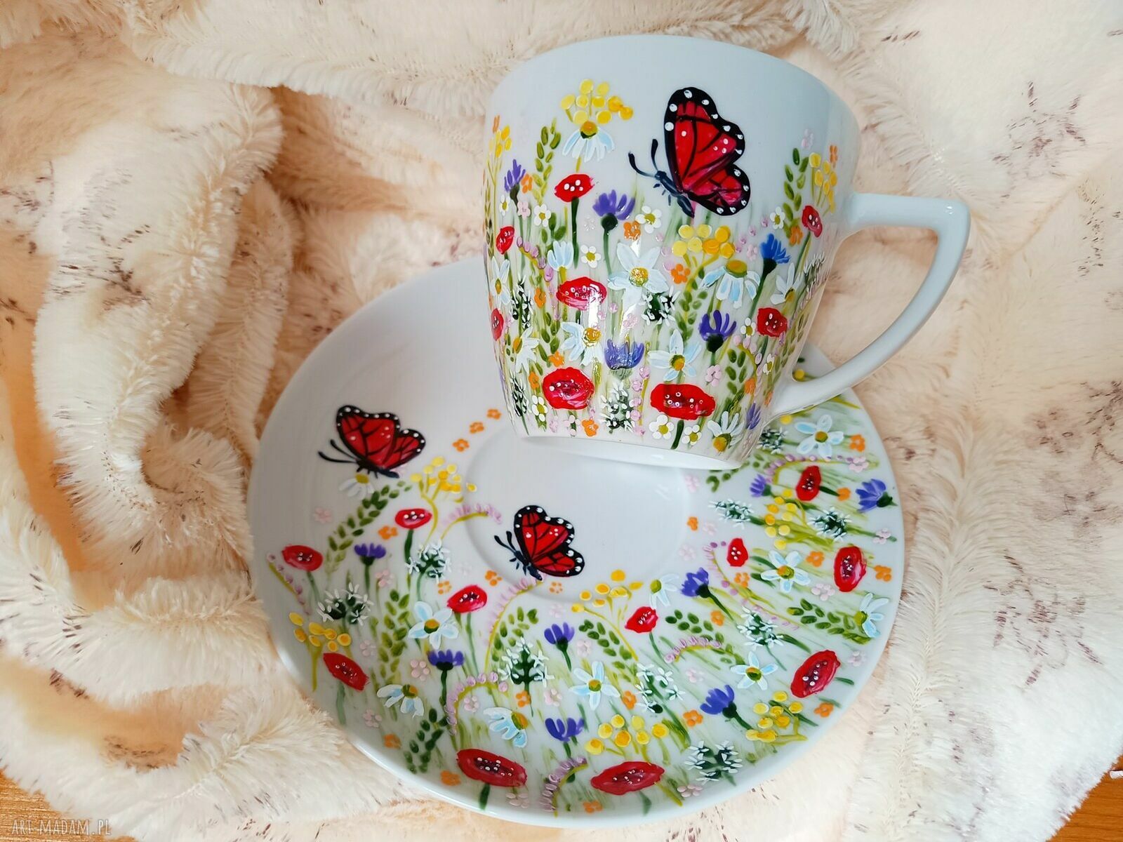 Komplet letniej łąki: filiżanka 350 ml - ręcznie malowana porcelana