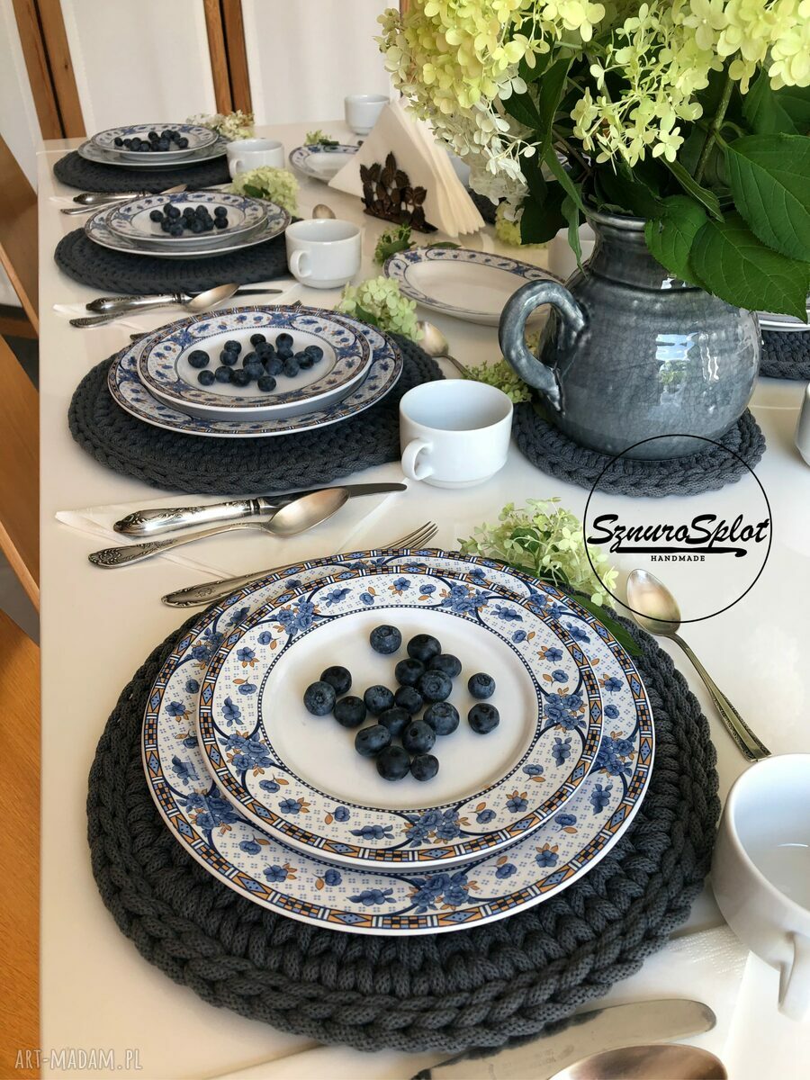 Komplet 8 szydełkowych podkładek z bawełnianego sznurka - 32 cm, rękodzieło