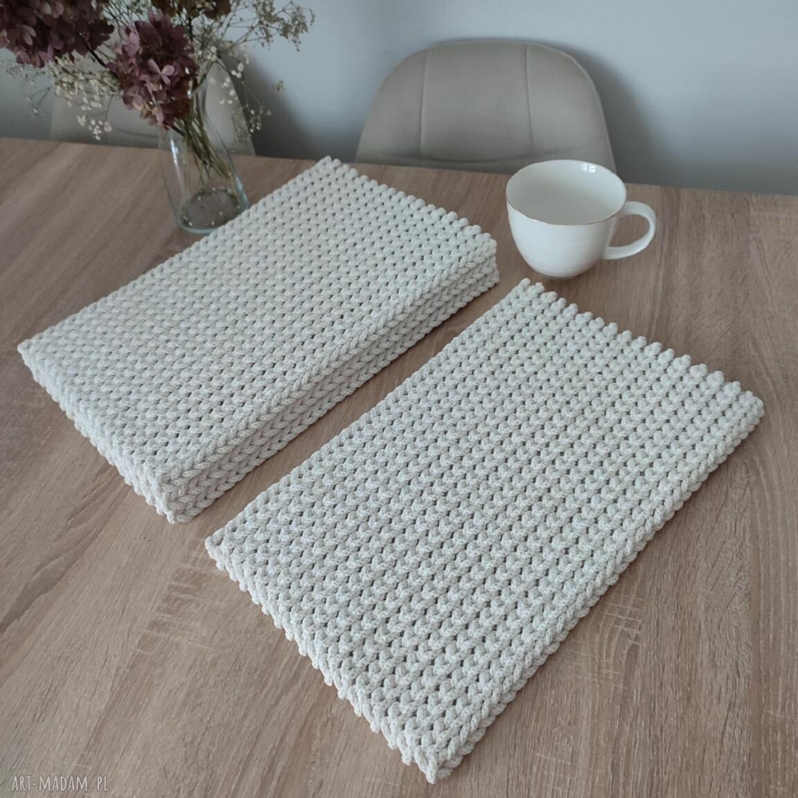Komplet podkładek prostokątnych ze sznurka 4 sztuki 25x40 cm (szydełkowane)