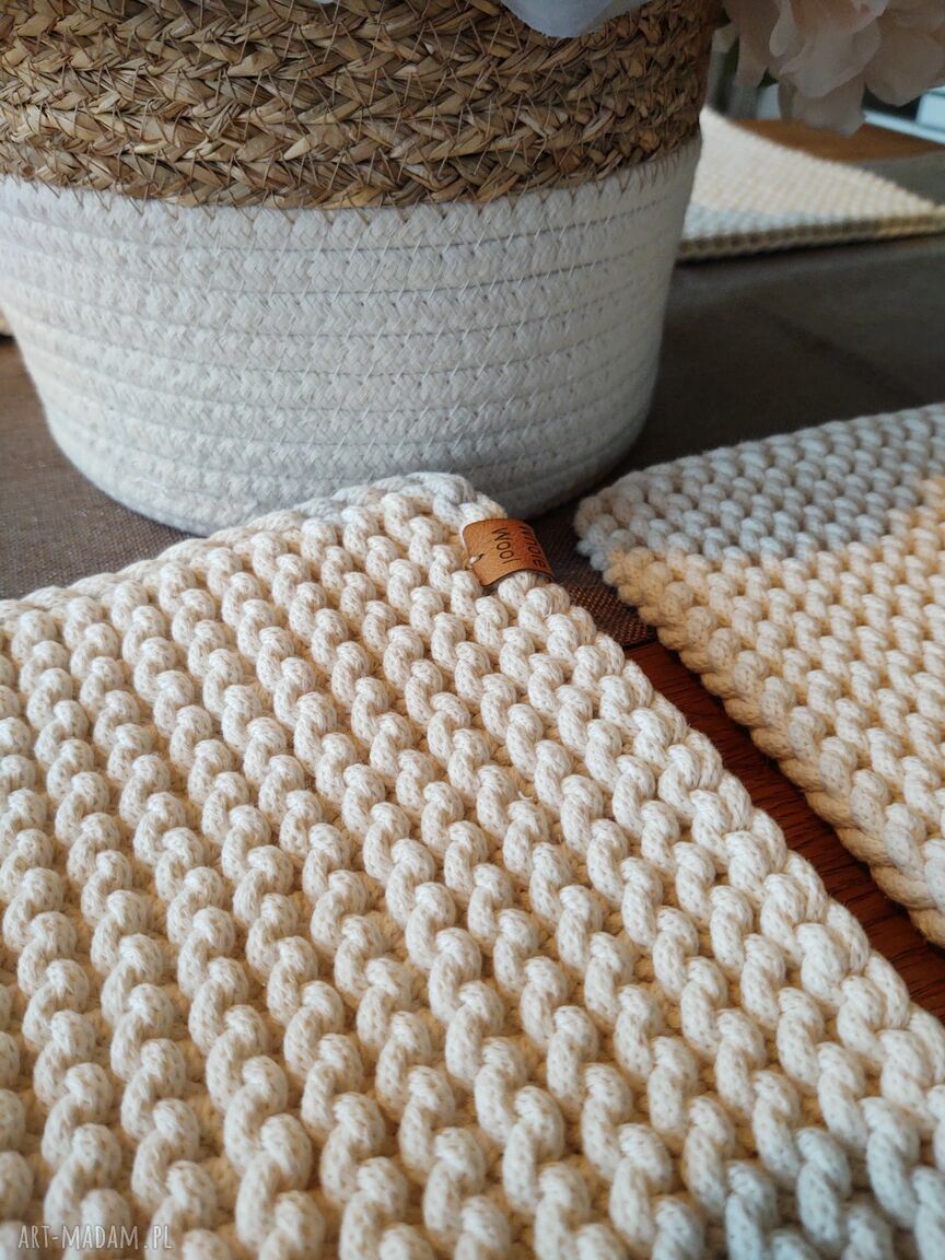 Komplet 4 podkładek stołowych ze sznurka bawełnianego ecru - handmade