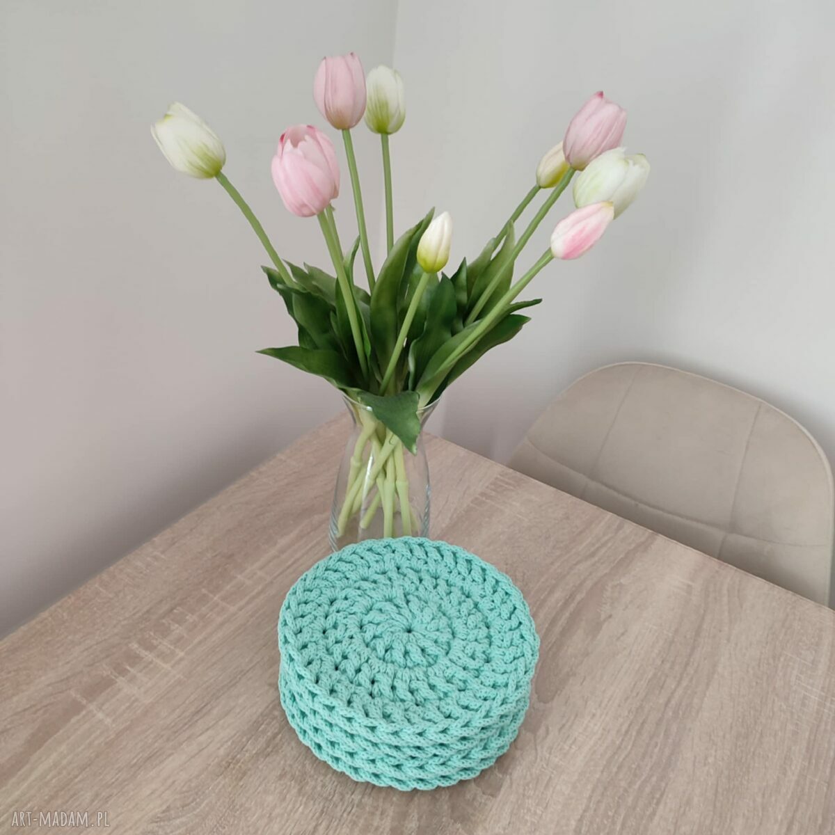 Komplet podkładek szydełkowych pod kubki ze sznurka 17 cm (4 szt.)