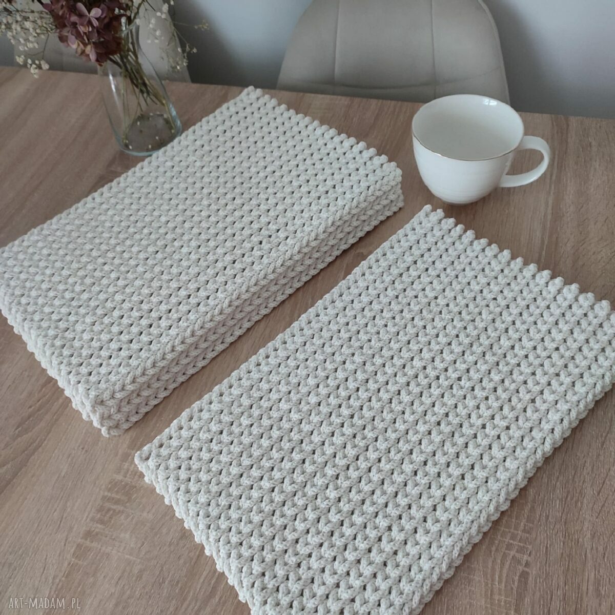 Komplet podkładek prostokątnych ze sznurka 4 sztuki 25x40 cm (szydełkowane)