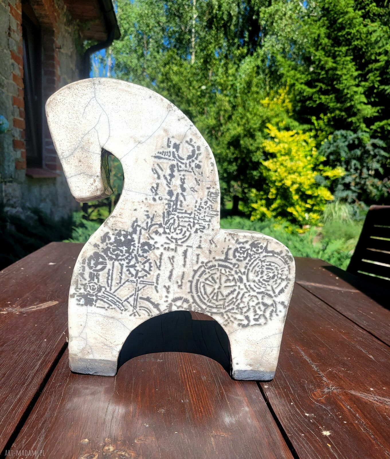 Koń ex machina - ręcznie wykonana rzeźba ceramiczna raku
