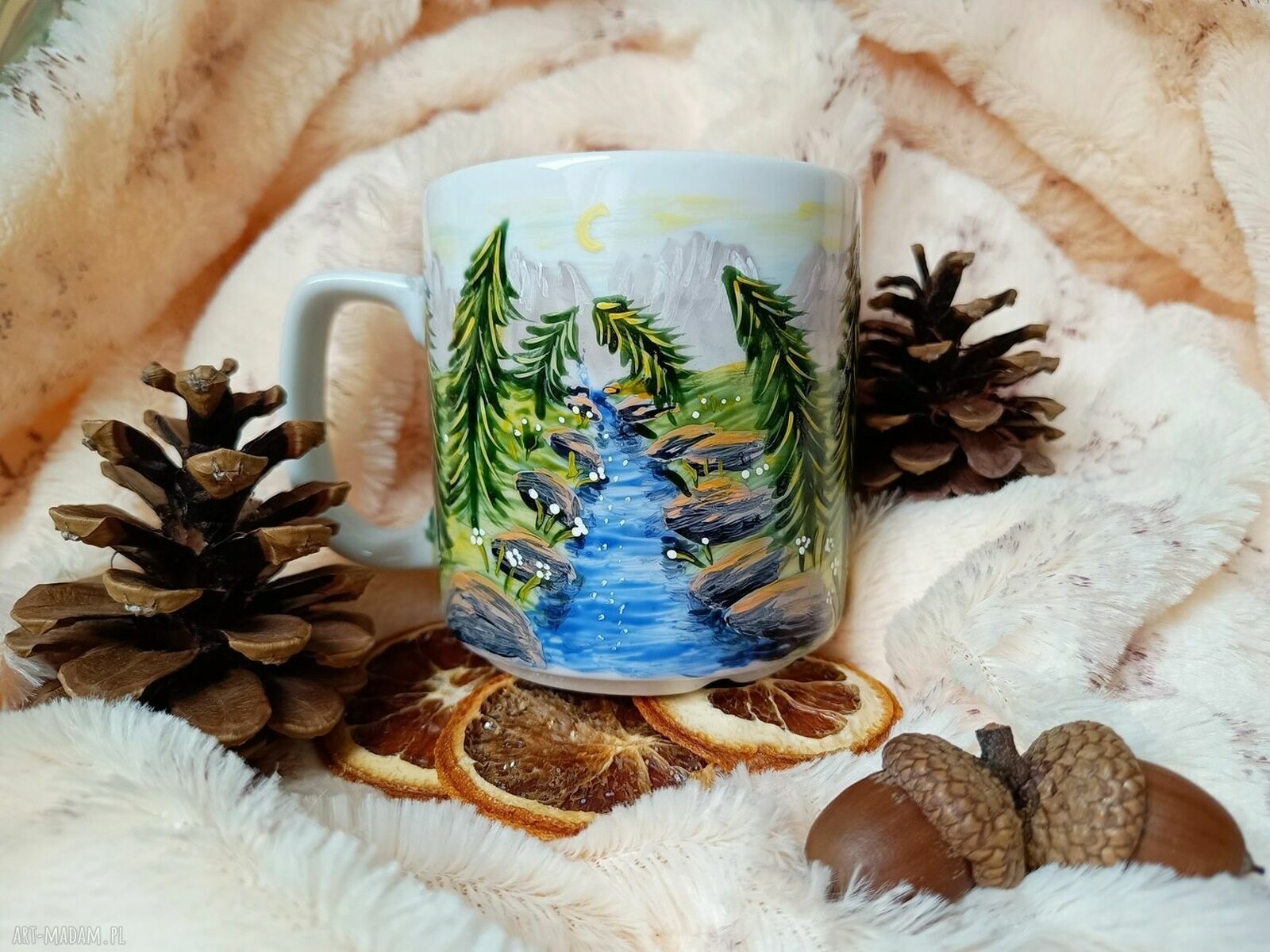 Kubek 270 ml z konikiem i dzięciołem - ręcznie malowana porcelana