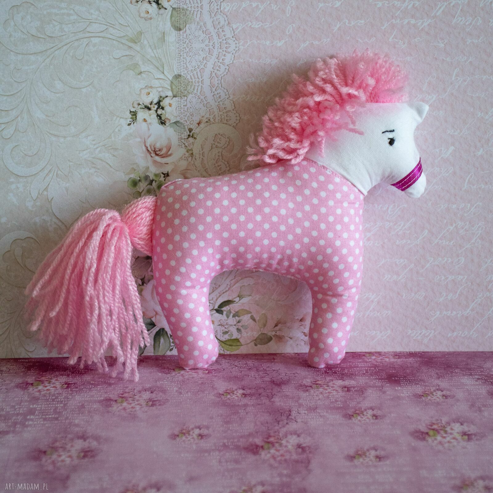 Konik Rózia 15 cm - ręcznie szyta maskotka przytulanka