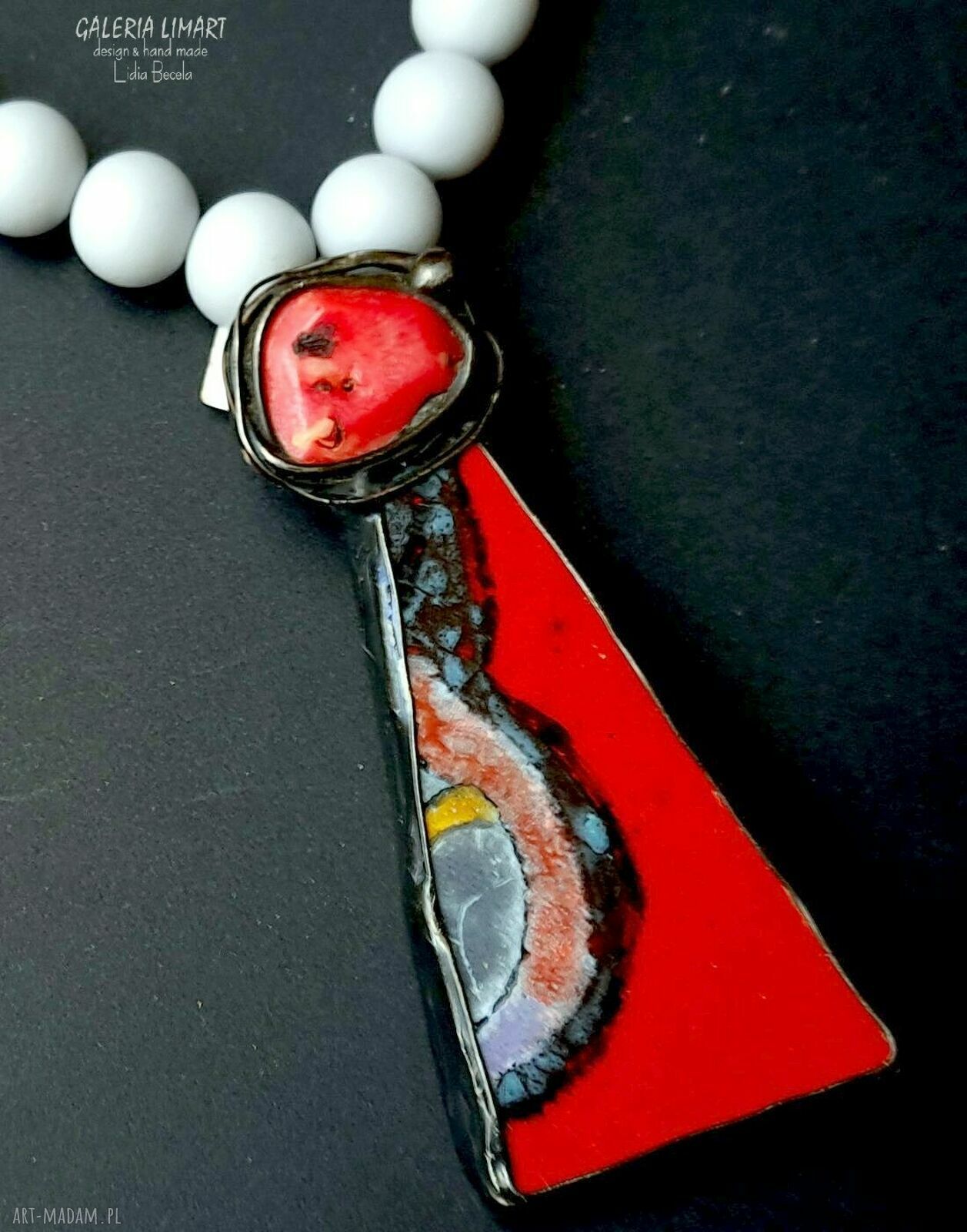 Naszyjnik handmade z koralem i ręcznie malowaną ceramiką Tiffany - prezent dla niej