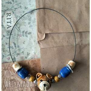 korale z misiem niebiesko piaskowe - miś, ceramika