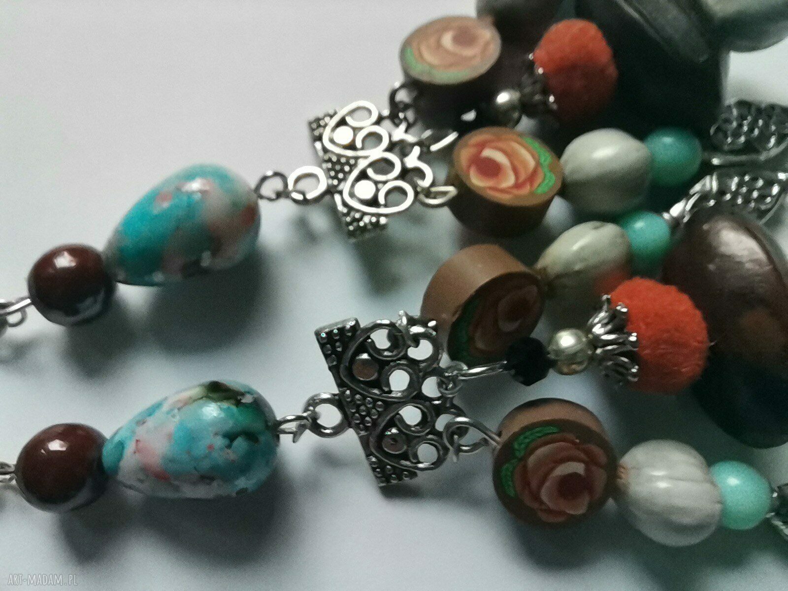 Klipsy koraliki i kamienie Boho Etno-Folk - Box x1