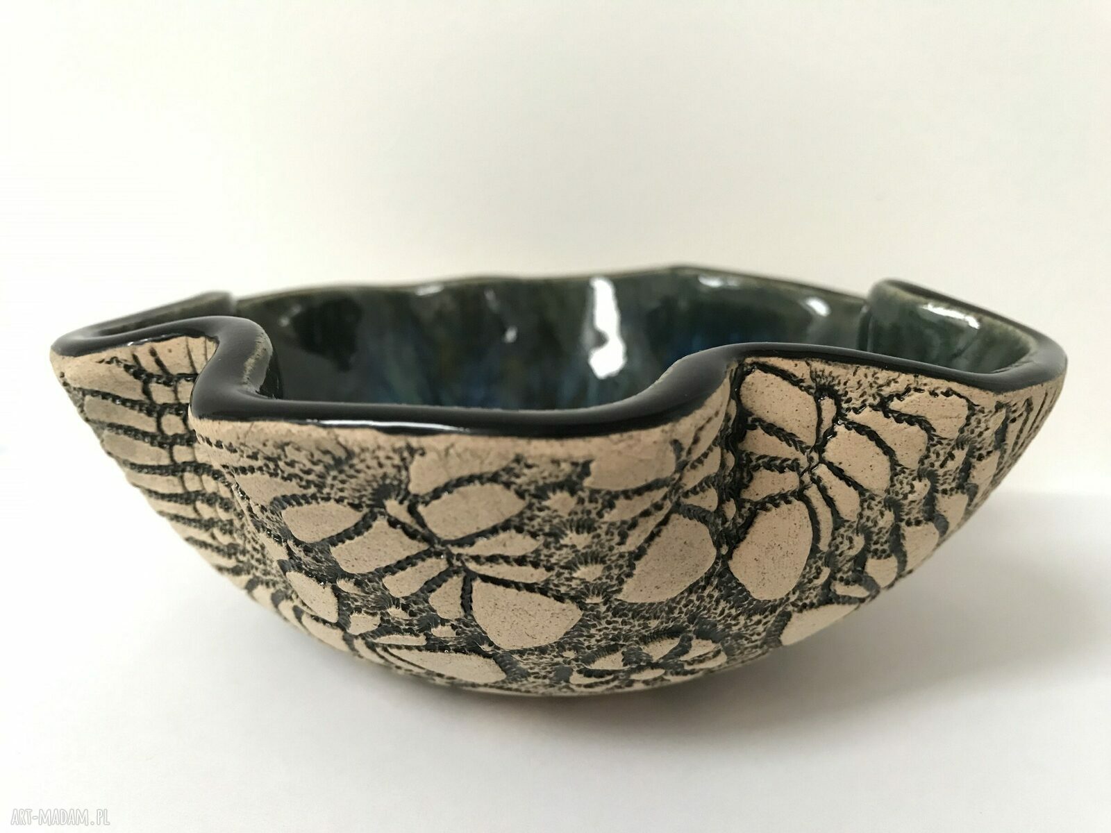 Koronkowa miseczka ceramiczna - ręcznie formowana z motywem koronki