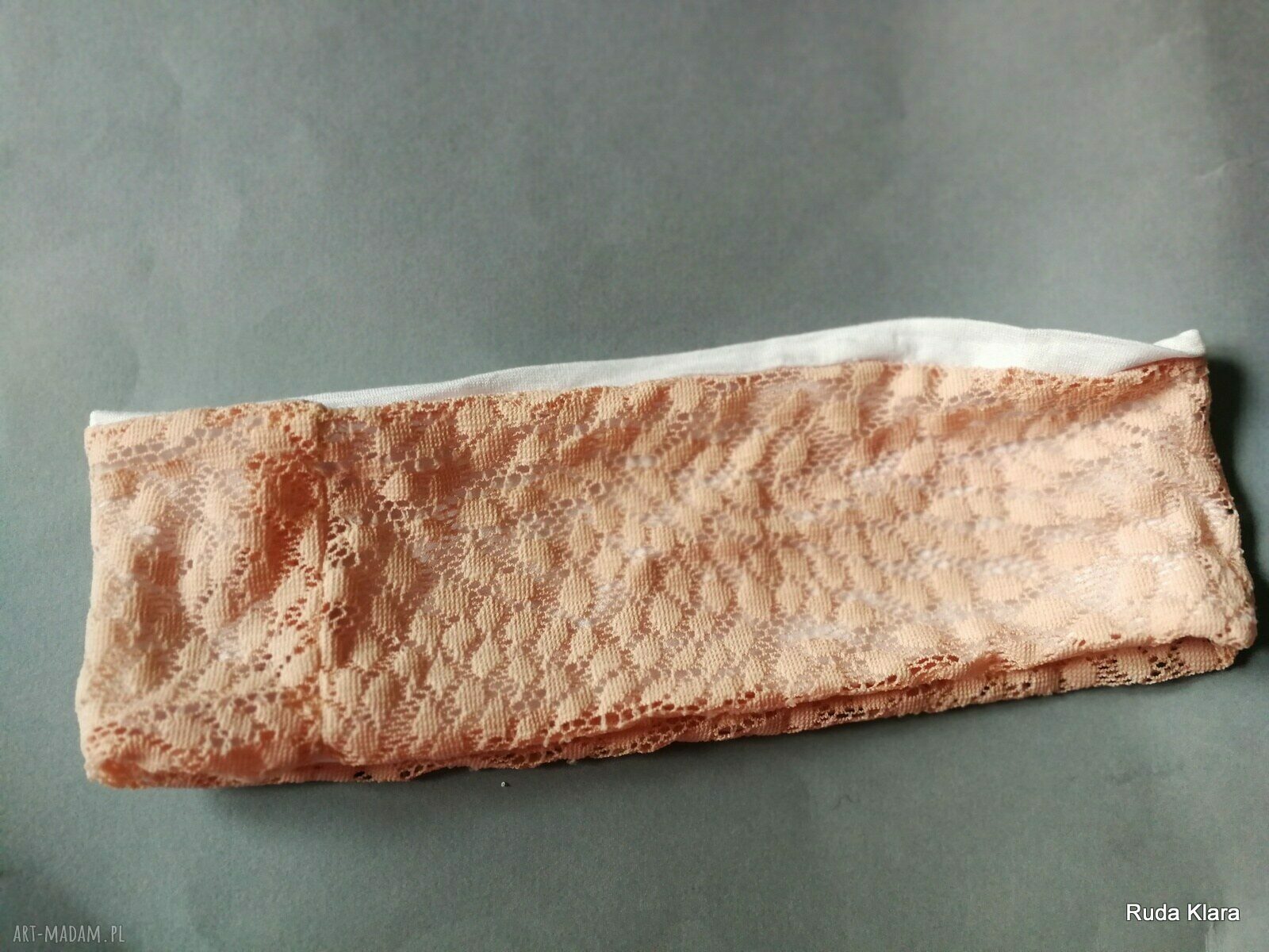 Koronkowa opaska do włosów łososiowa Ruda Klara - rozmiar uniwersalny 8 cm
